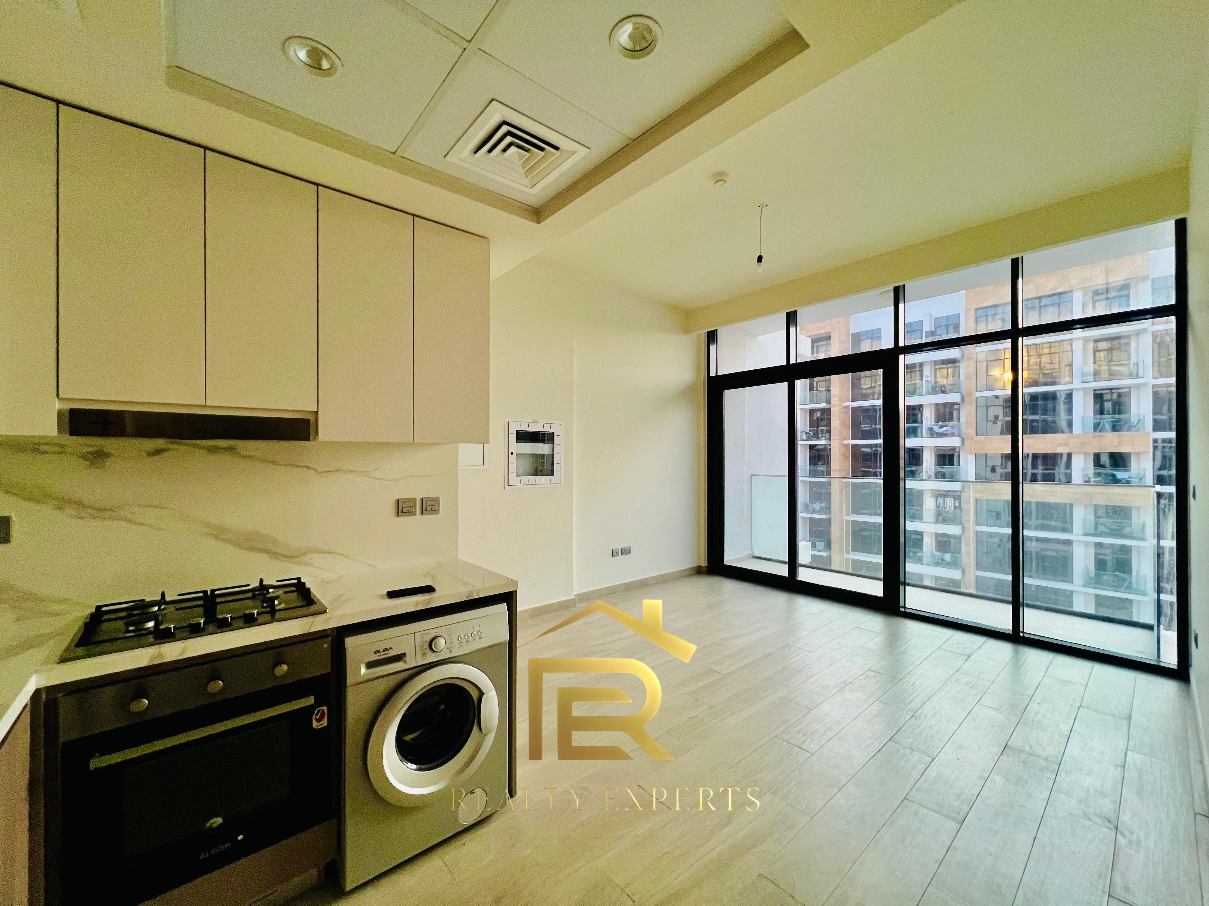 SPACIOUS 1BHK | VACANT BRIGHT | READY TO MOVE