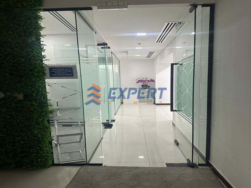 Spacious Unit | Ready Fitted Office | Near Metro