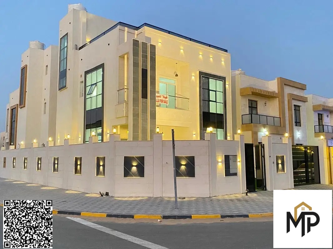 Luxurious two-story corner villa with a roof and spacious yard featuring 4 master bedrooms with high-end personal finishing and an attractive pric