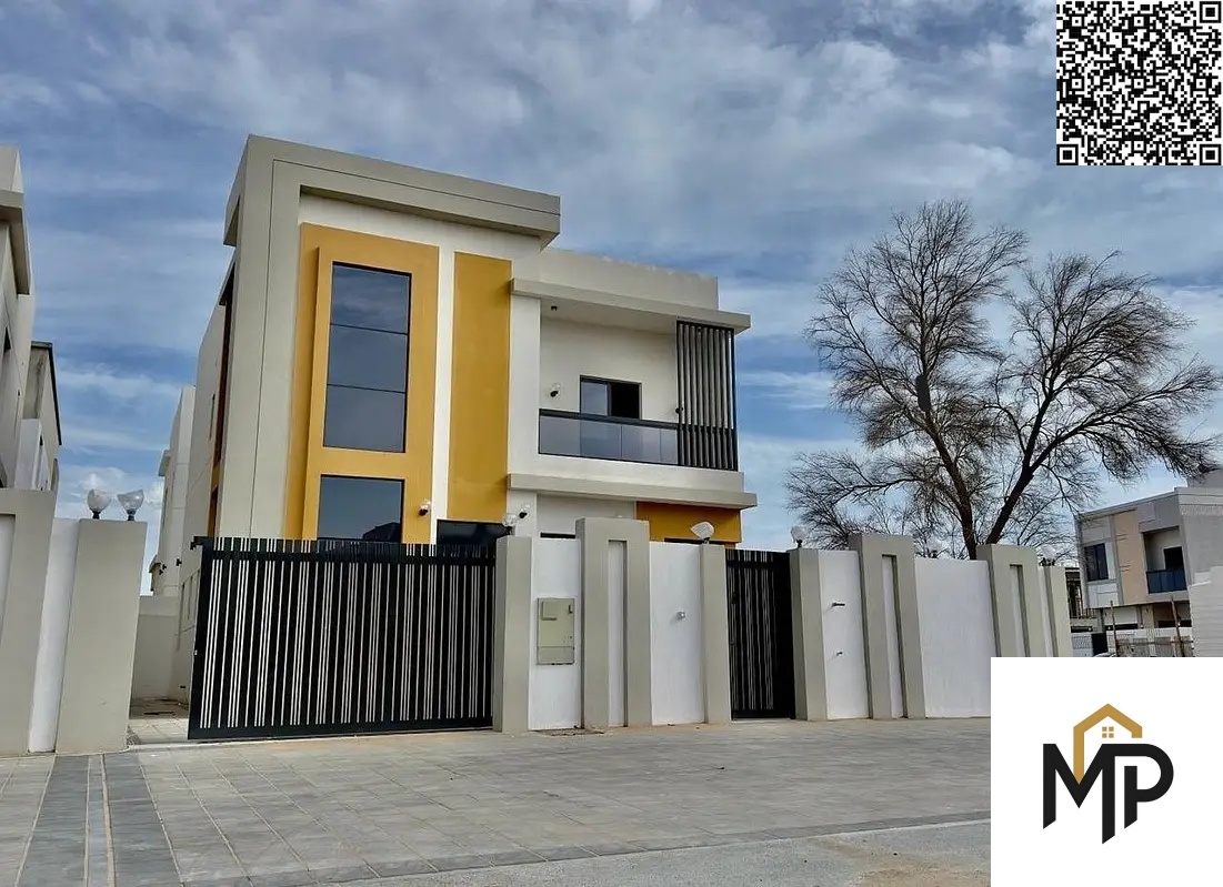 Luxury villa with all registration and ownership fees included, on the main street, ready to move in in the most prestigious areas of Ajman with fr