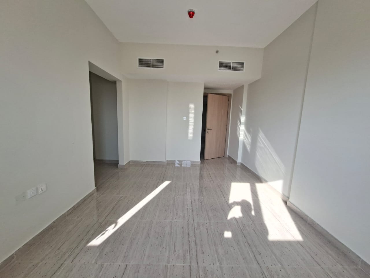 Brand new building in Al jada out sid 2bhk 3washroom 2balcony big apartment