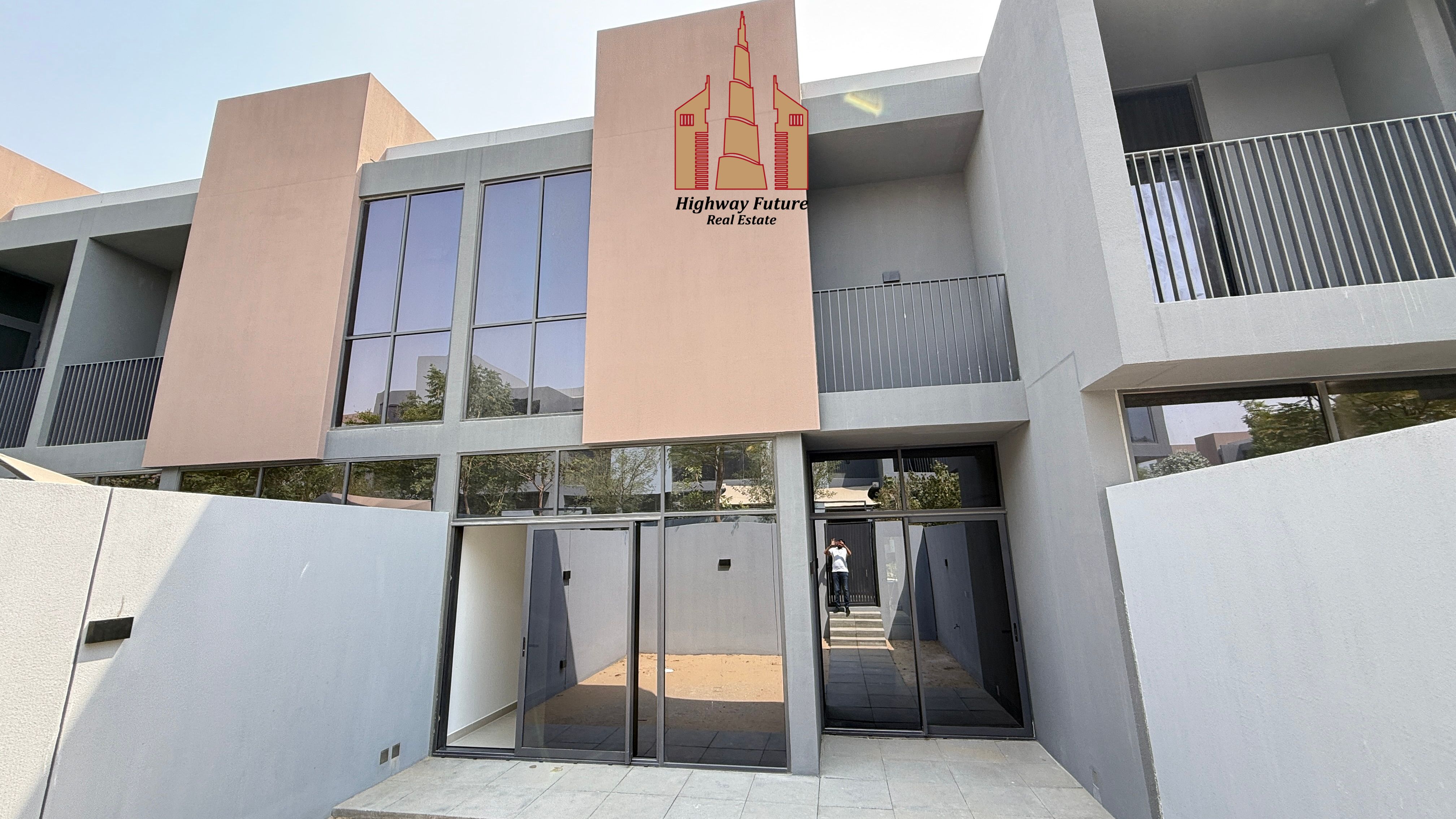 Elegant 2BR Townhouse For are in Masaar