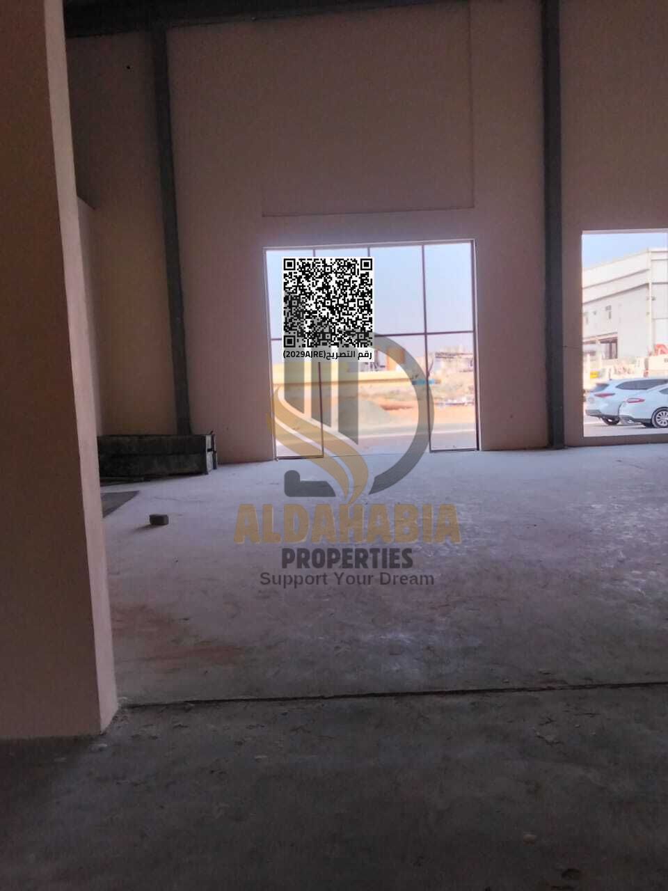 FOR RENT – WAREHOUSE + SHOWROOM with HUGE SPACE & HIGH SPECIFICATIONS