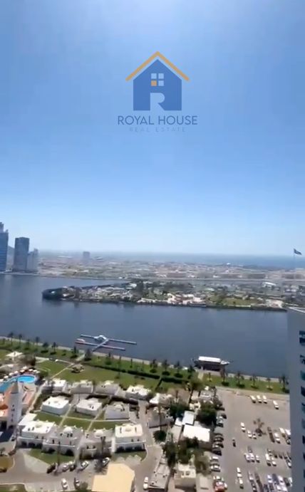Luxury Sea View Apartment in Al Majaz 1