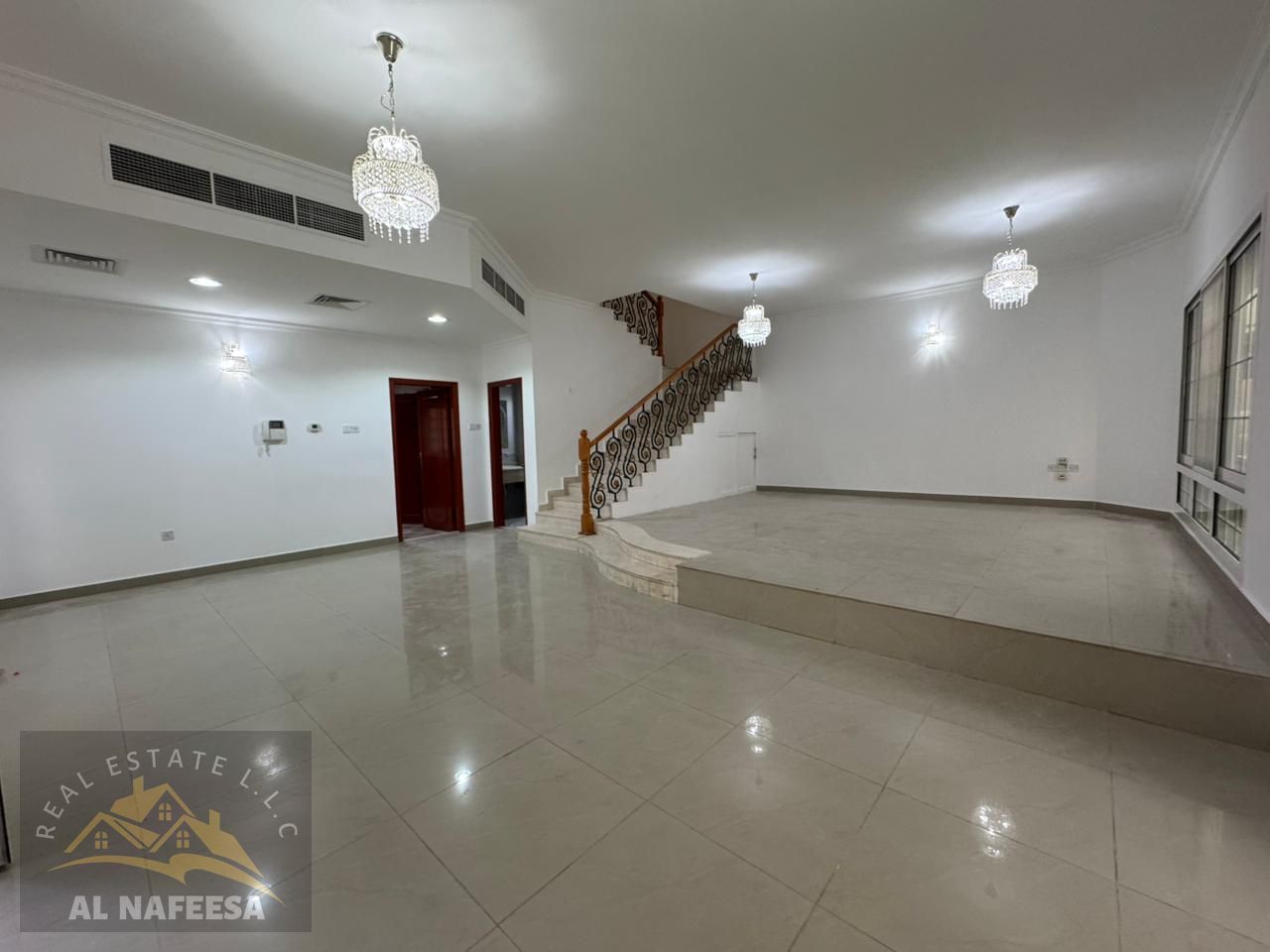Corner 4 Bedroom Villa | 2 Master Bedrooms | Private Garden | Private Entrance | Mirdif | AED 145K