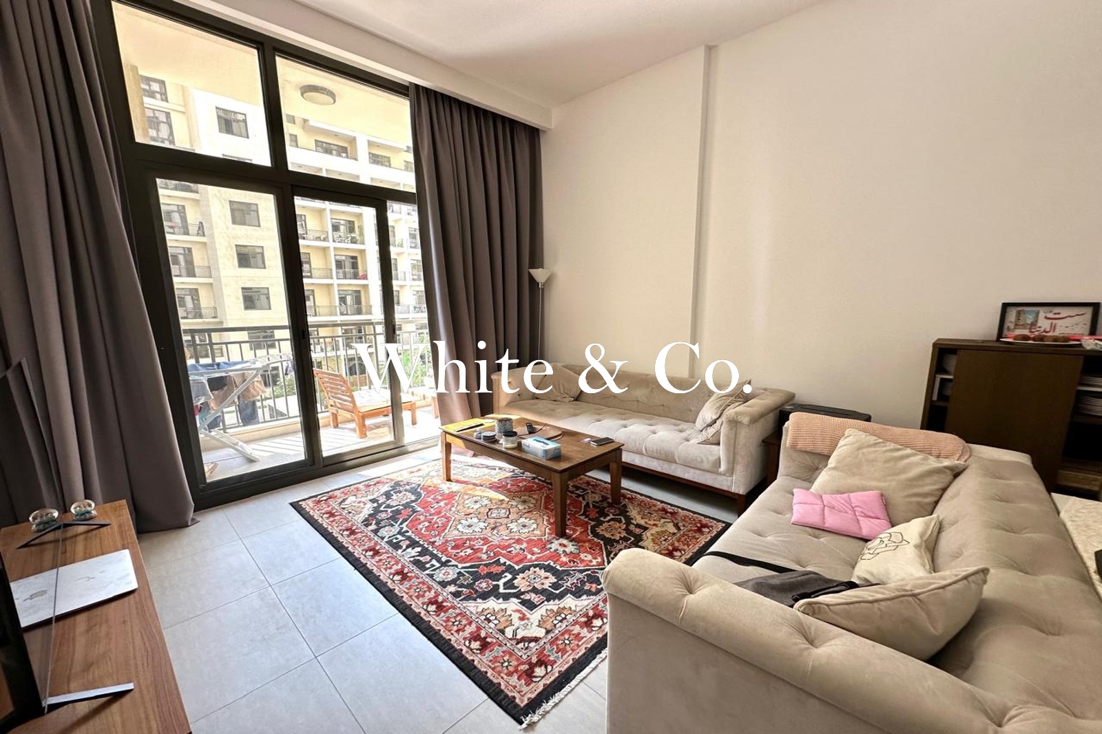 1BR | Pool View | Tenanted