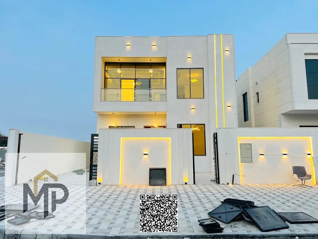 A golden investment opportunity! Two-story villa with a spacious courtyard and strategic location – registration fees included and freehold ownership