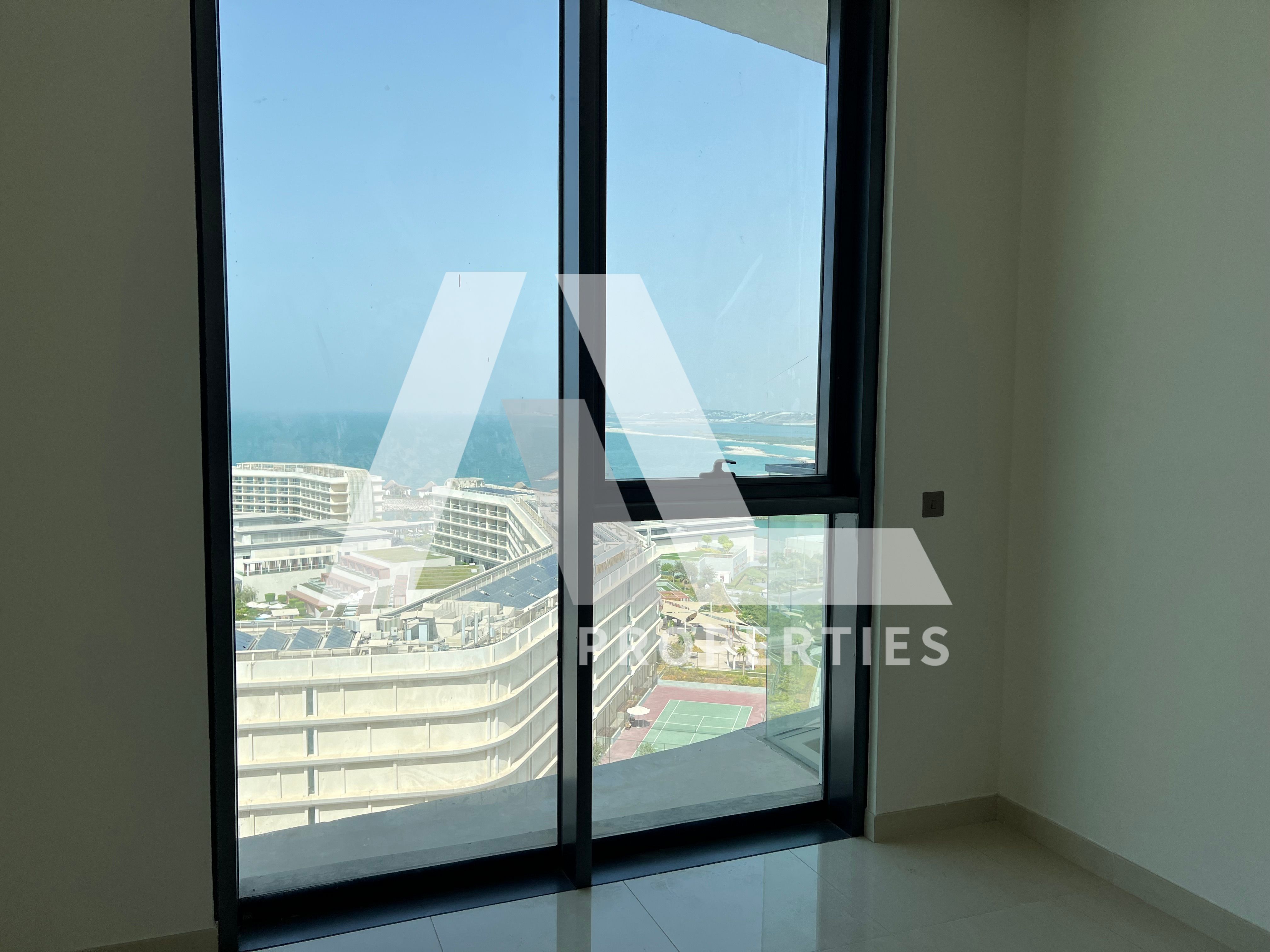 Water Front I Ses View I High Floor