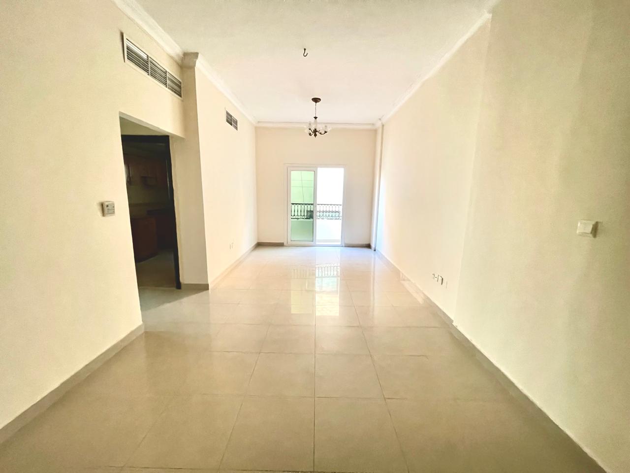 Spacious 2BHK With 3 washrooms, wardrobe,balcony, 6 cheque payment