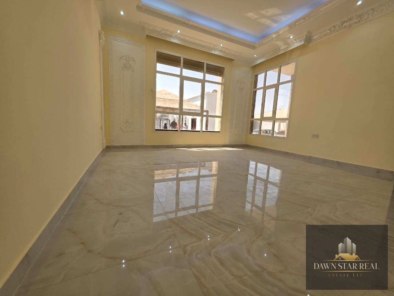 Spacious Studio With Separate Kitchen Big Windows Sunlight In The Room Proper Bath Tub In KCA