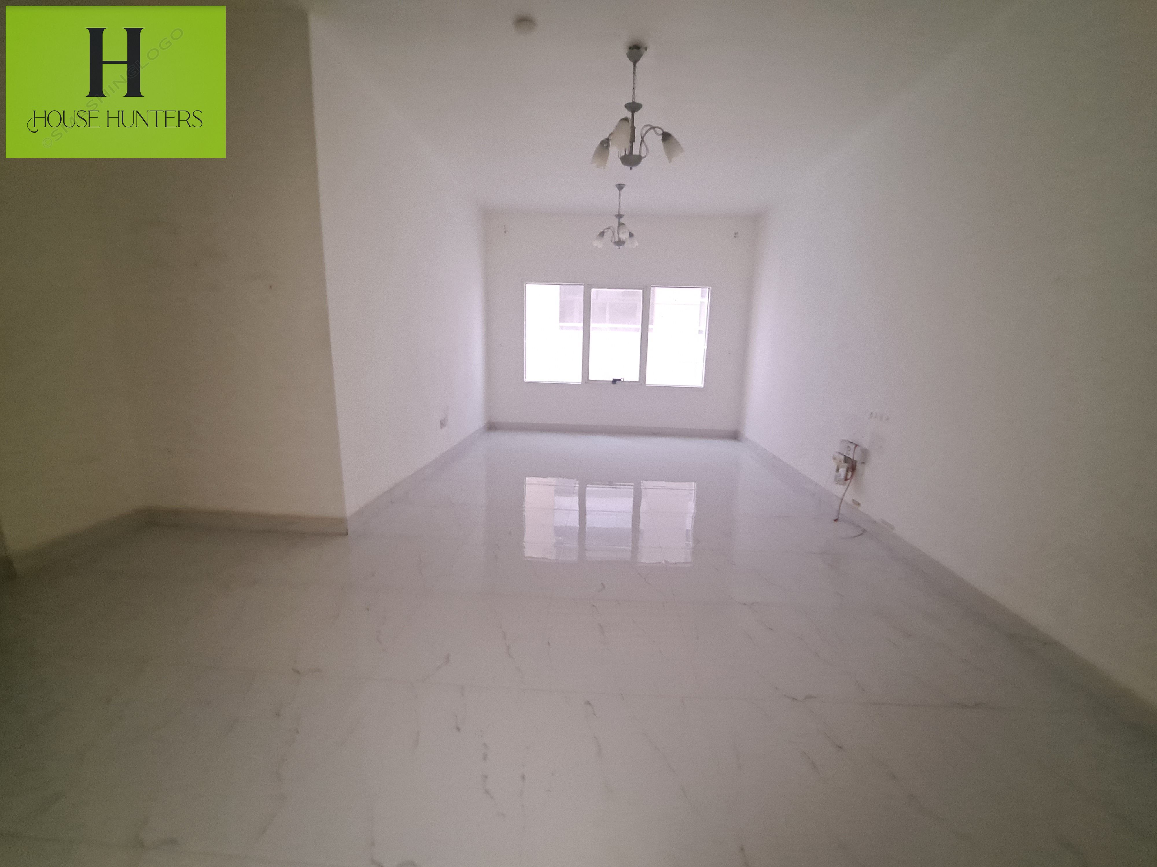 2bhk with easy exit to Dubai