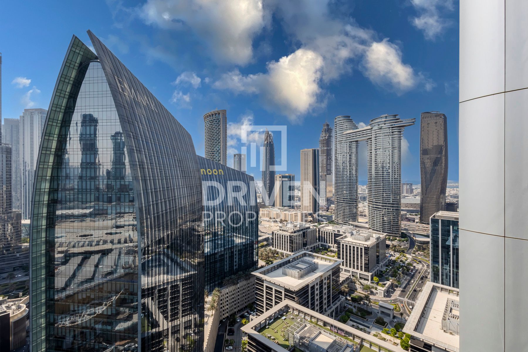 Direct Dubai Mall Access | Burj Khalifa View