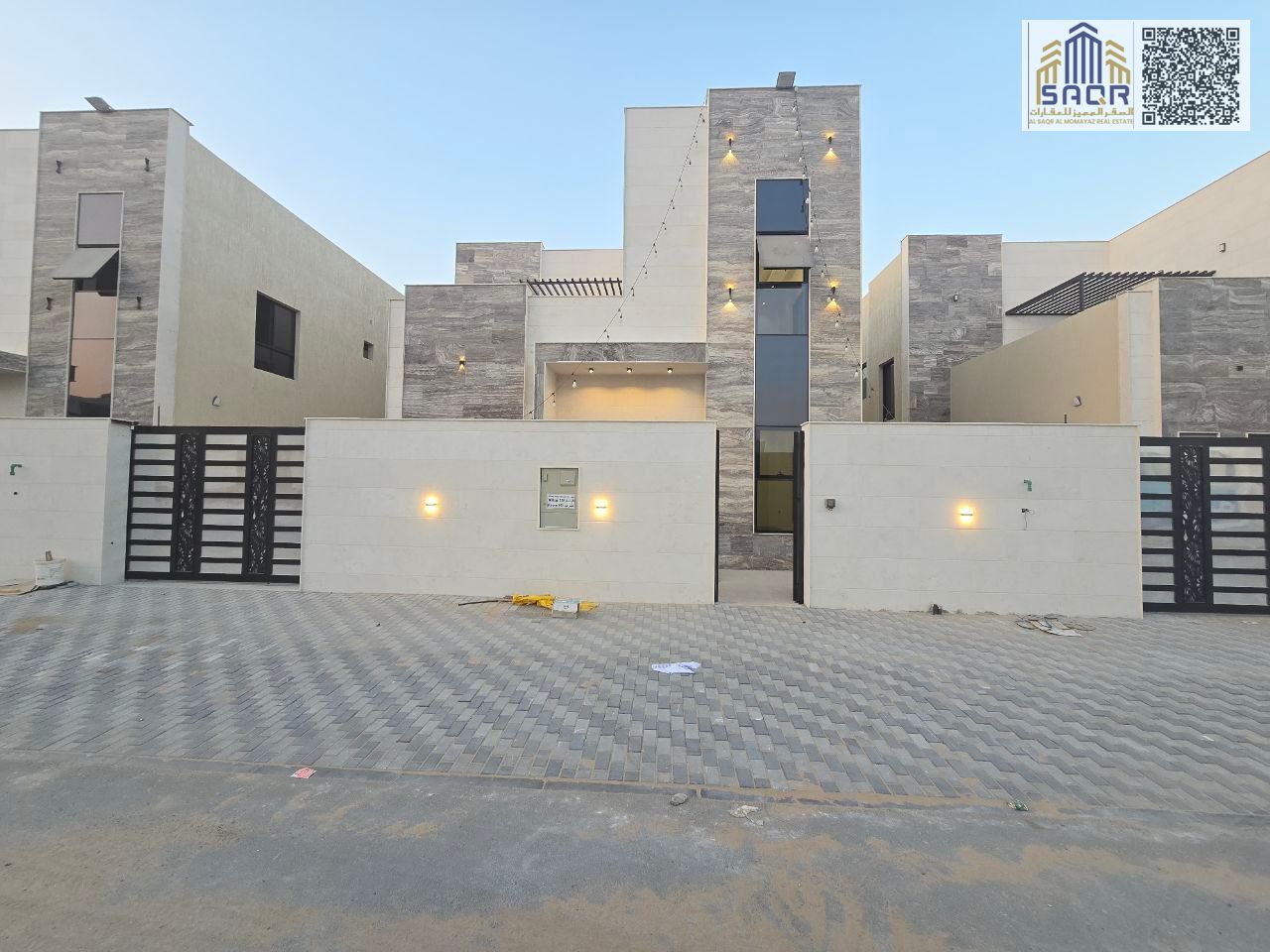 Includes registration fees and offers easy bank financing and convenient banking facilities.