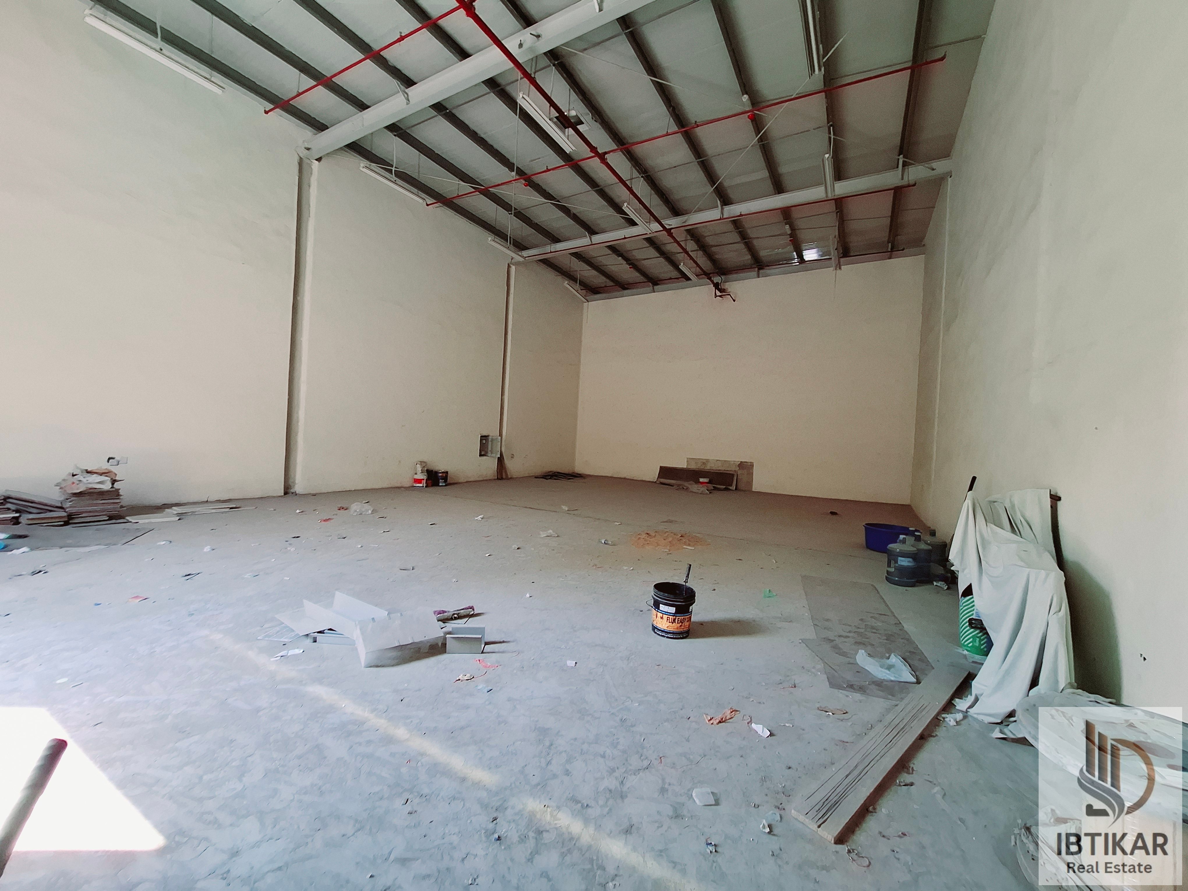 WEARHOUSE FOR RENT IN AL SAJJA