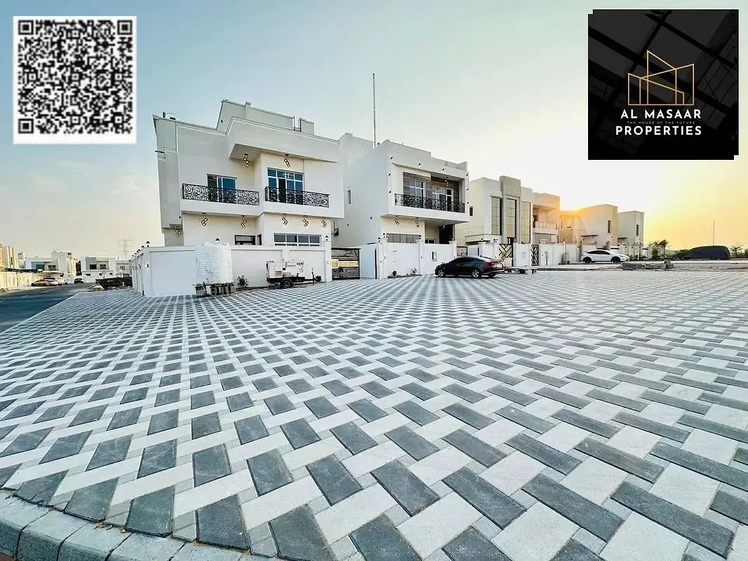 Villa on the main street, ready to move in, in one of the most prestigious areas of Ajman, freehold ownership.