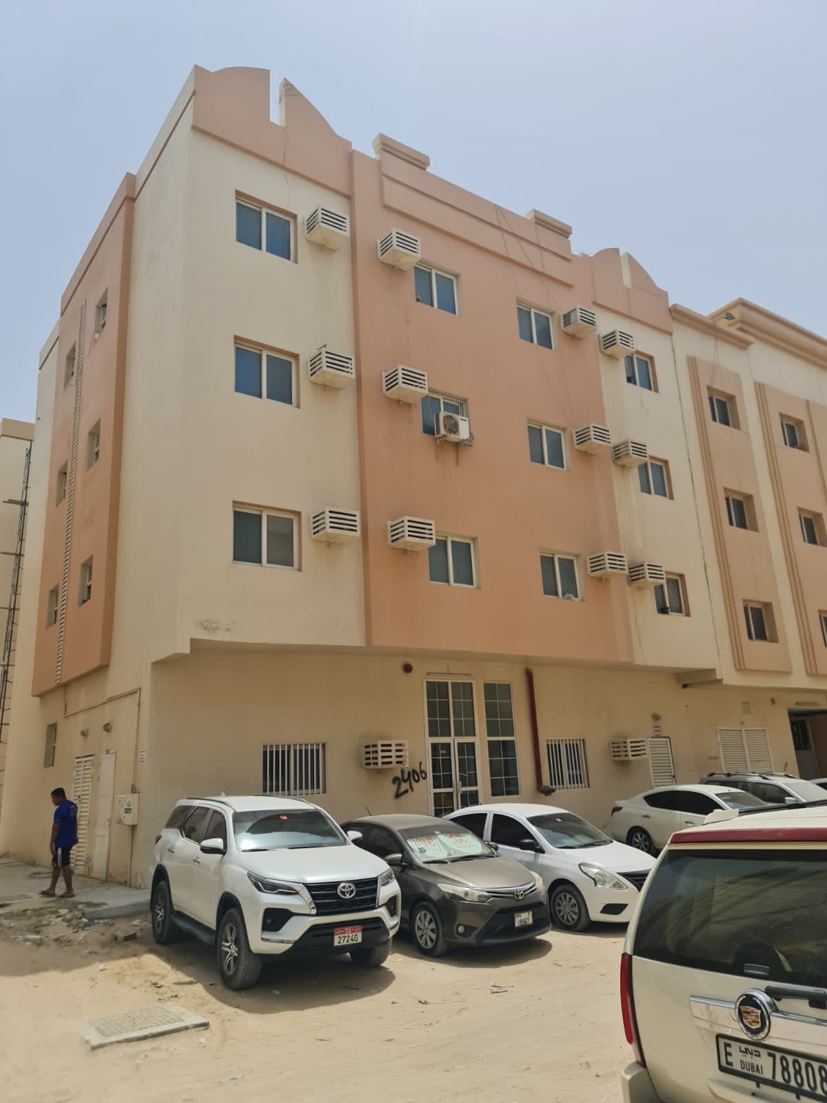 For Sale: Building in Sharjah – Muweilah Area A fully maintained residential building consisting of 16 units distributed as follows