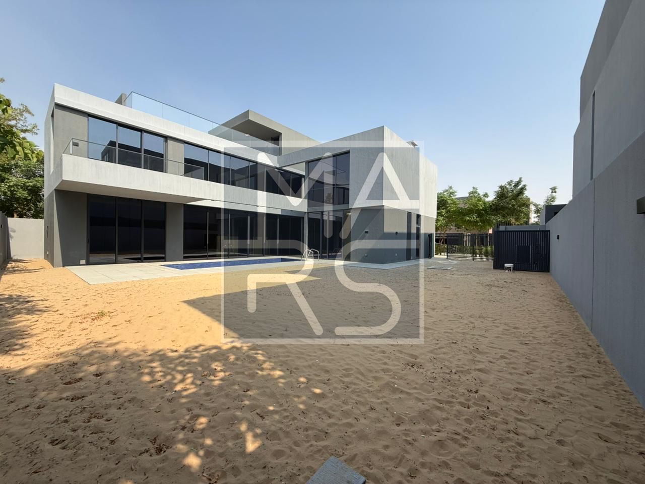 Prestigious Community – Masaar Villas with Elegant Emirati Design. Sendian, Masaar