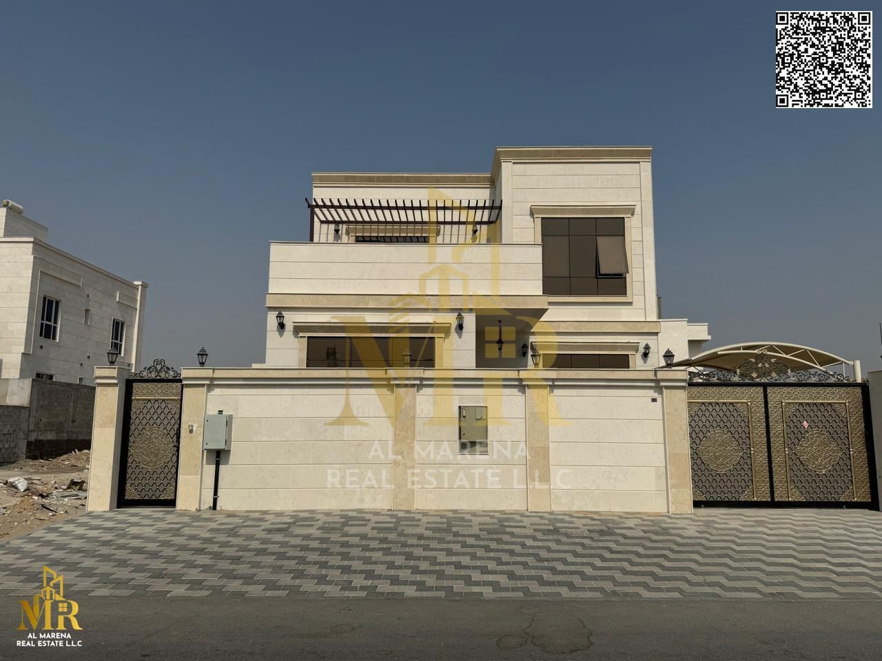 Freehold villa for sale in Ajman, open to all nationalities. Luxury villa in Al Helio 2, first occupancy, with a large setback in front of the villa.