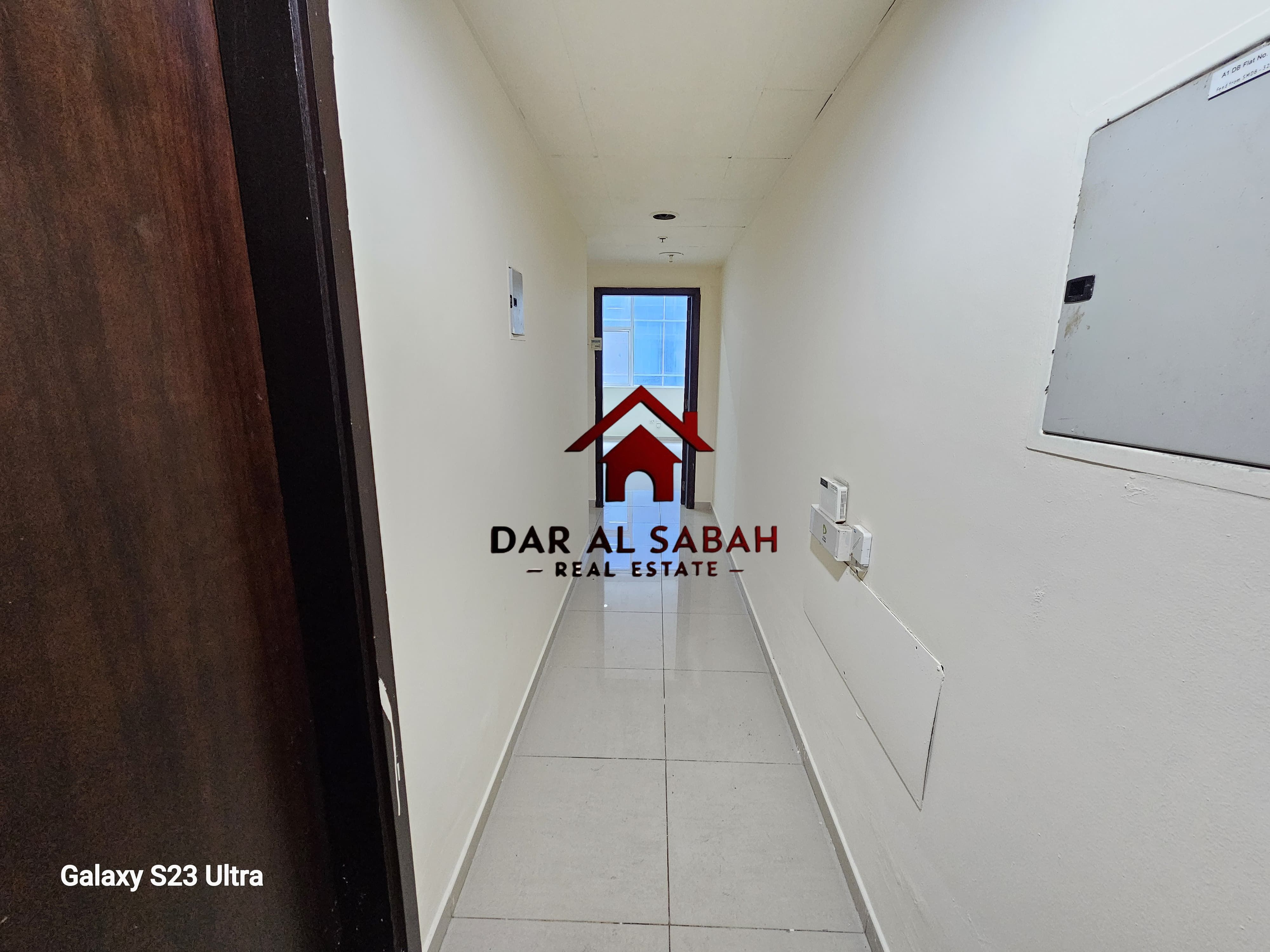 ONE MONTH FREE 1BHK CLOSE HALL WITH DOOR AT DUBAI SHARJAH BORDER FRONT OF DUBAI BUS STOP SAME LINE SAHARA CENTRE
