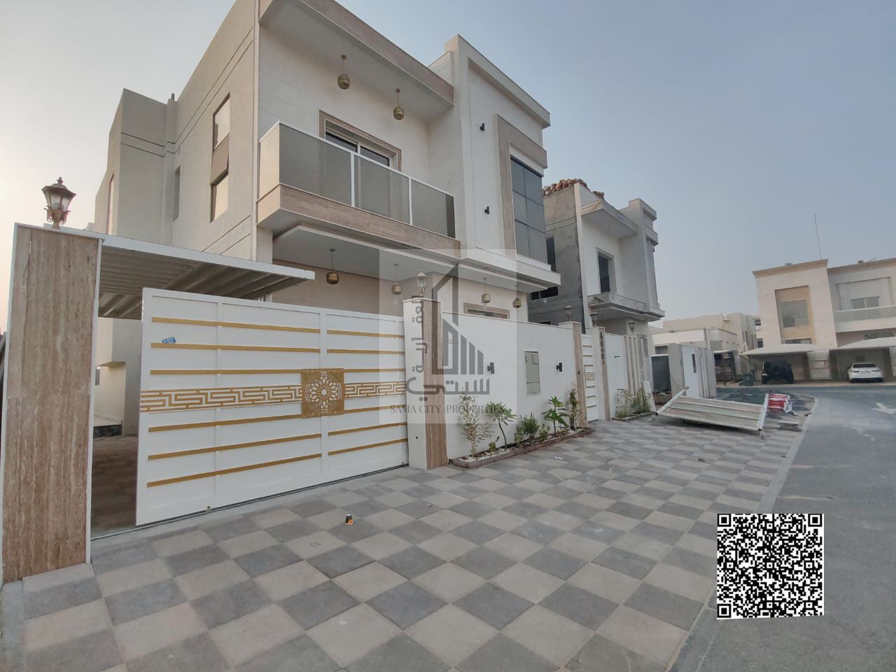 Luxury stone villa | 5 master bedrooms | in Al Zahia | !