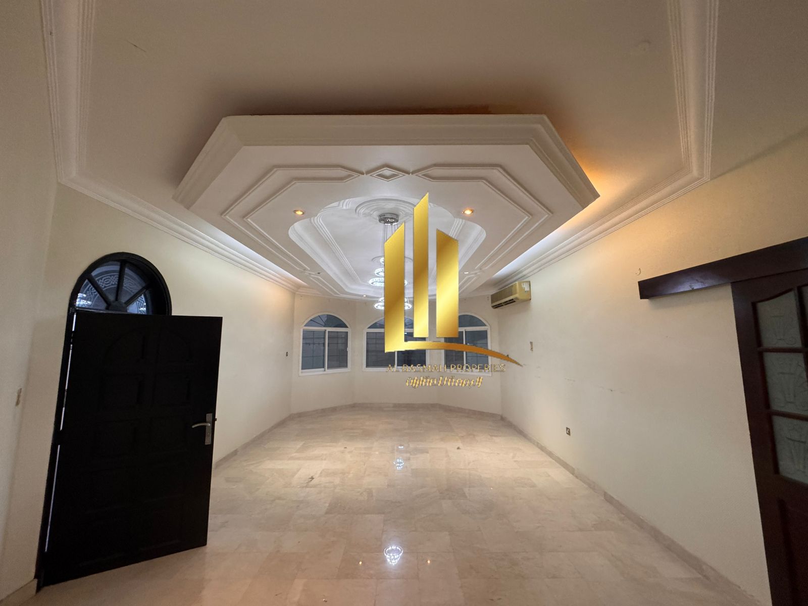Luxury villa for sale in Sharjah – Al Muwafjah area