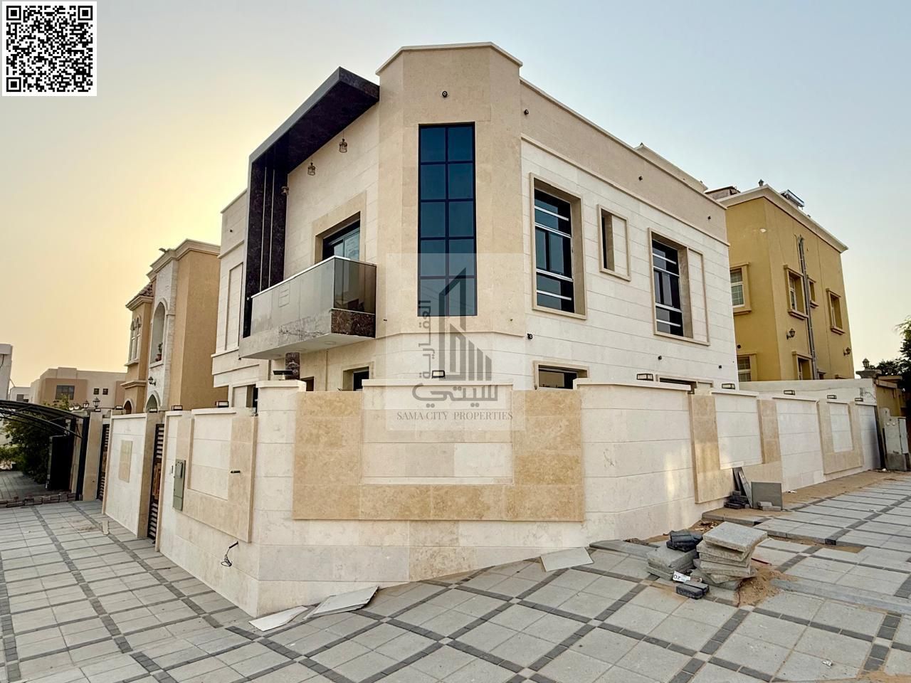 Villa for Sale in Al Yasmin Consisting of: • 5 Master Bedrooms • Majlis with Bathroom • Living Room with Bathroom • Main Kitchen • Maid's Room