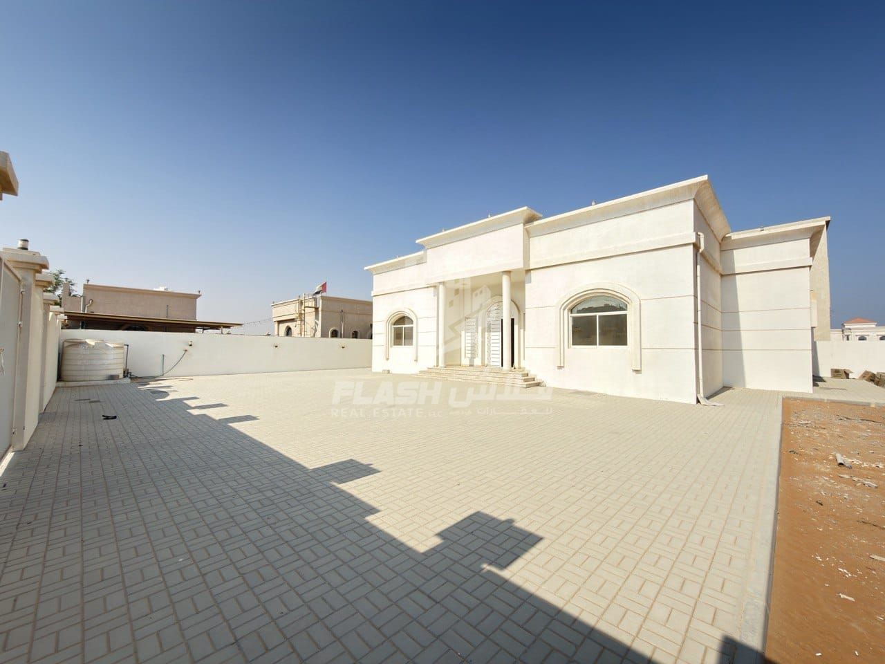 LUXURIOUS 4 BR Villa + Maid Room