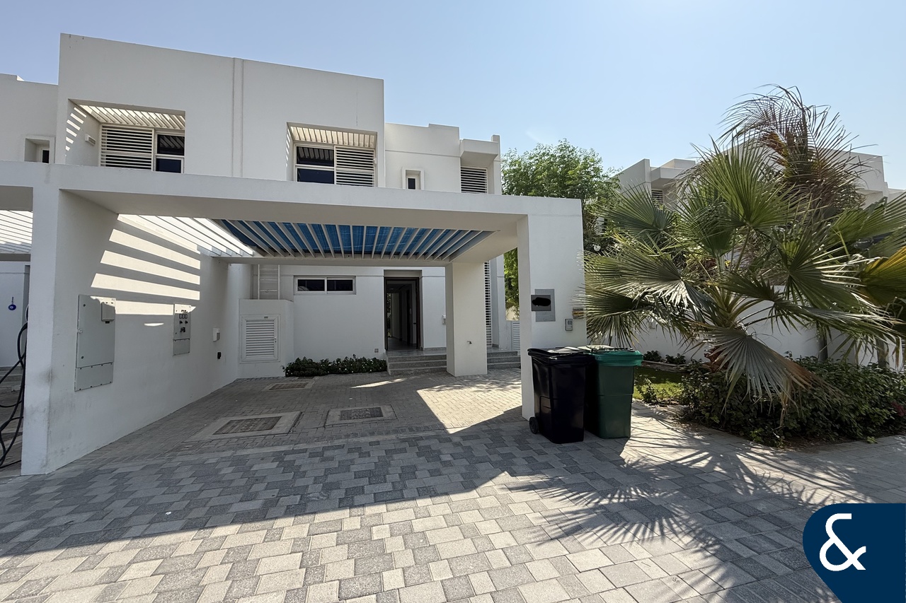 Upgraded | 3 Bedroom | Available immediately