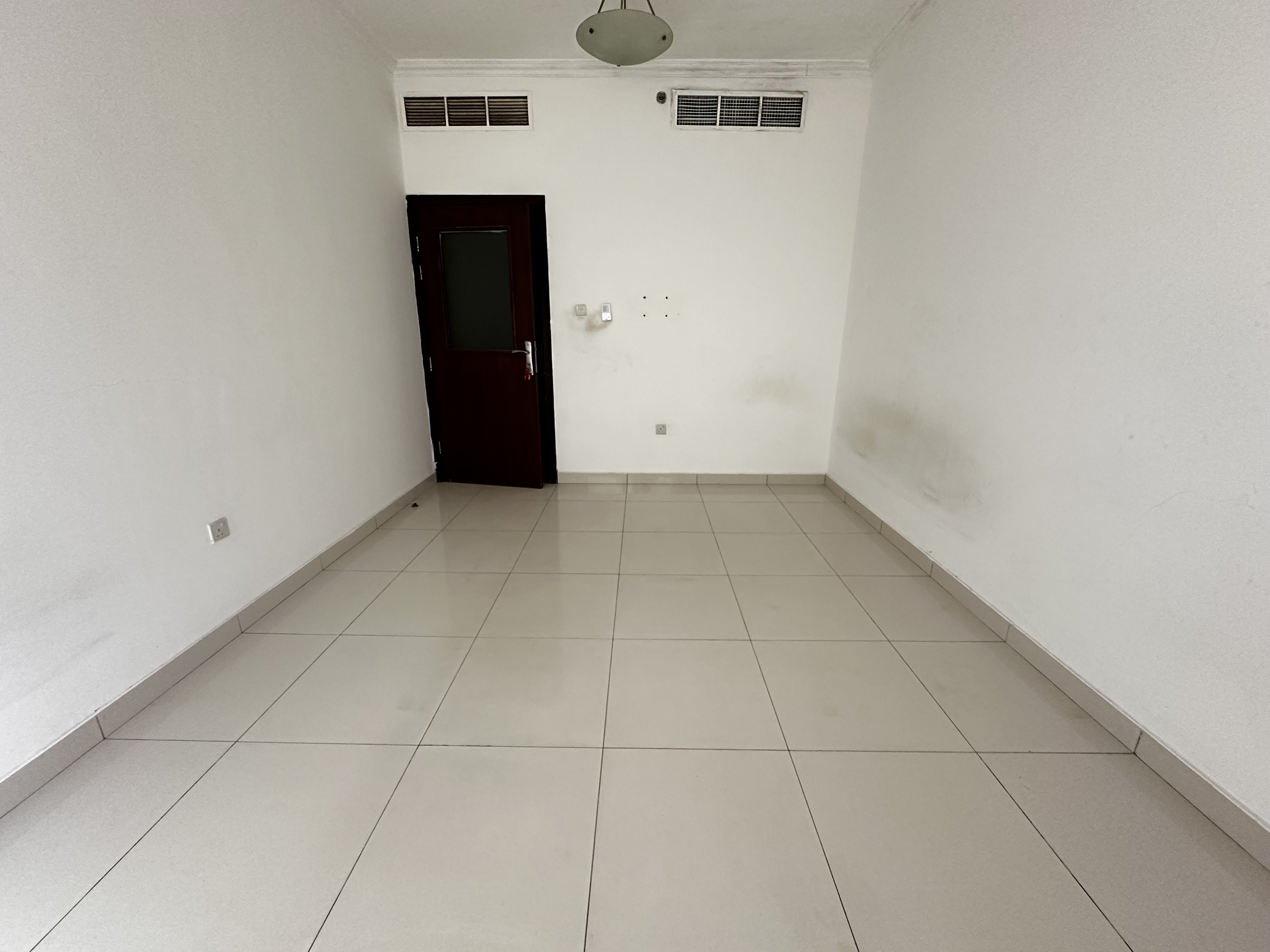 Hot Offer 2-Bedrooms Apartment Available In Cheap Price With Balcony Al Khan Sharjah …. .