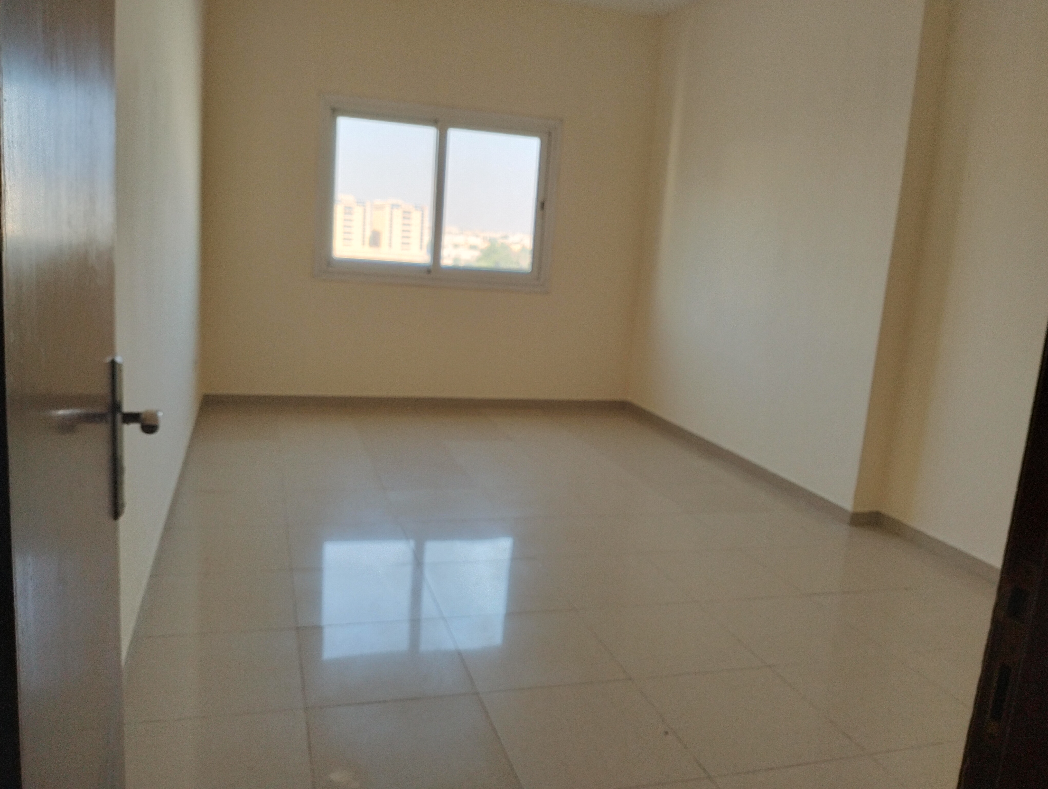36000 starting rent 1 bhk with 1 month free 6 cheques for family