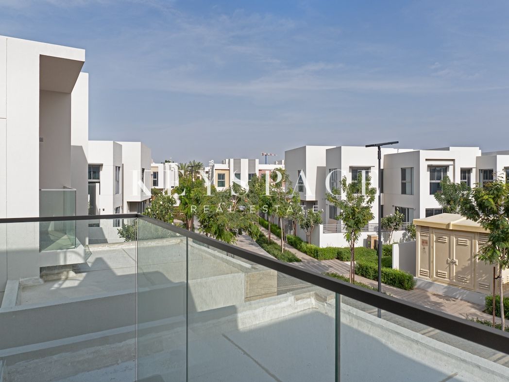 Perfect Investment Opportunity | Spacious Villa in Prime Location | Resale
