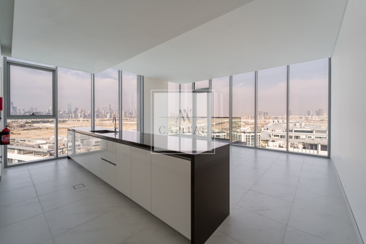 Elegant 2BR | District One | MBR City