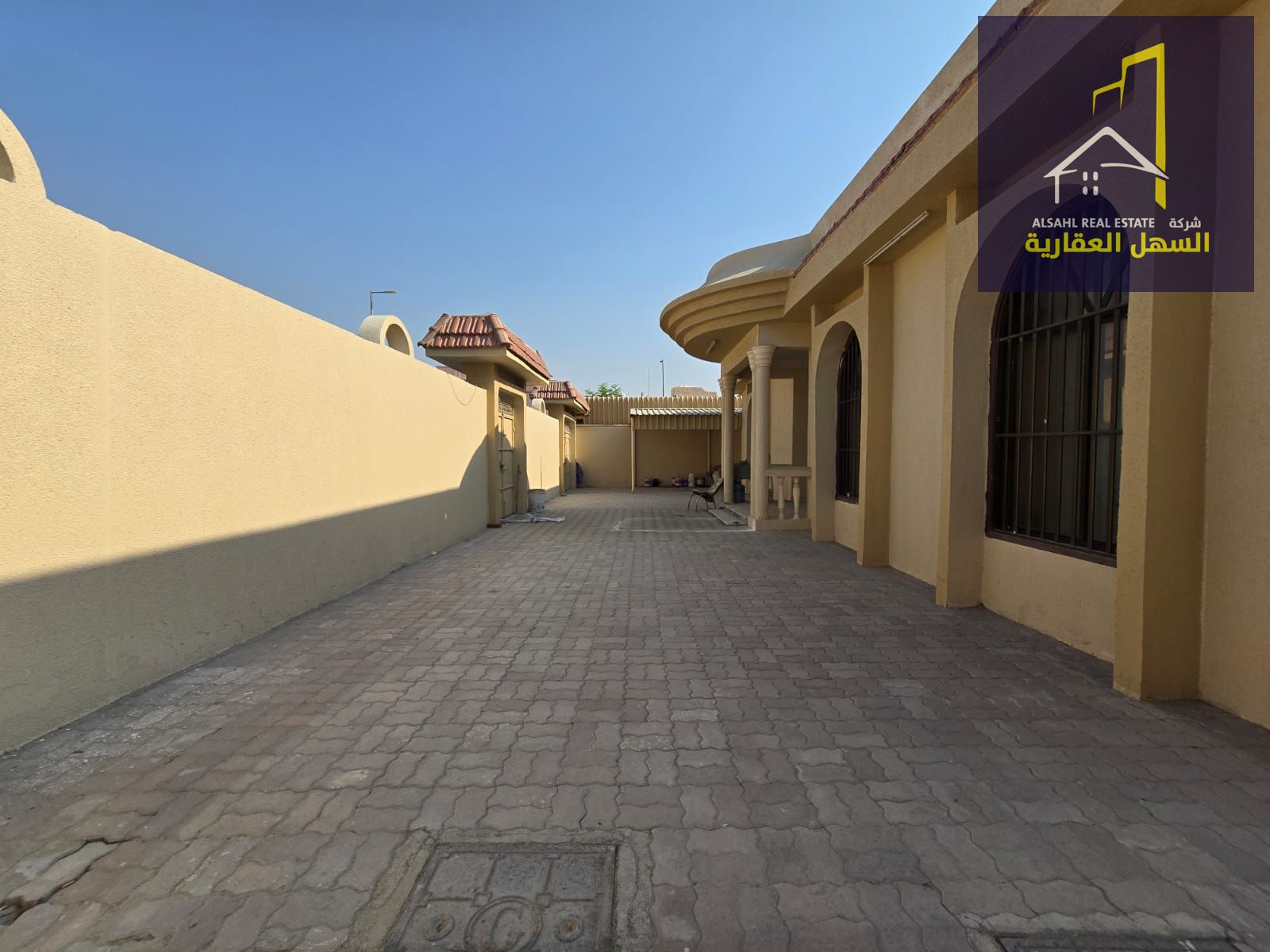 Villa for sale in Sharjah, Al Nakheelat area. Excellent location