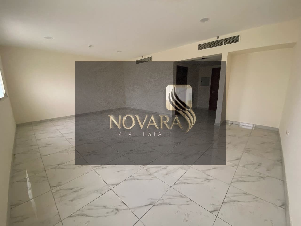 A fantastic opportunity for a spacious studio office behind the Chinese market, strategically located and at a great price, to easily establish your b