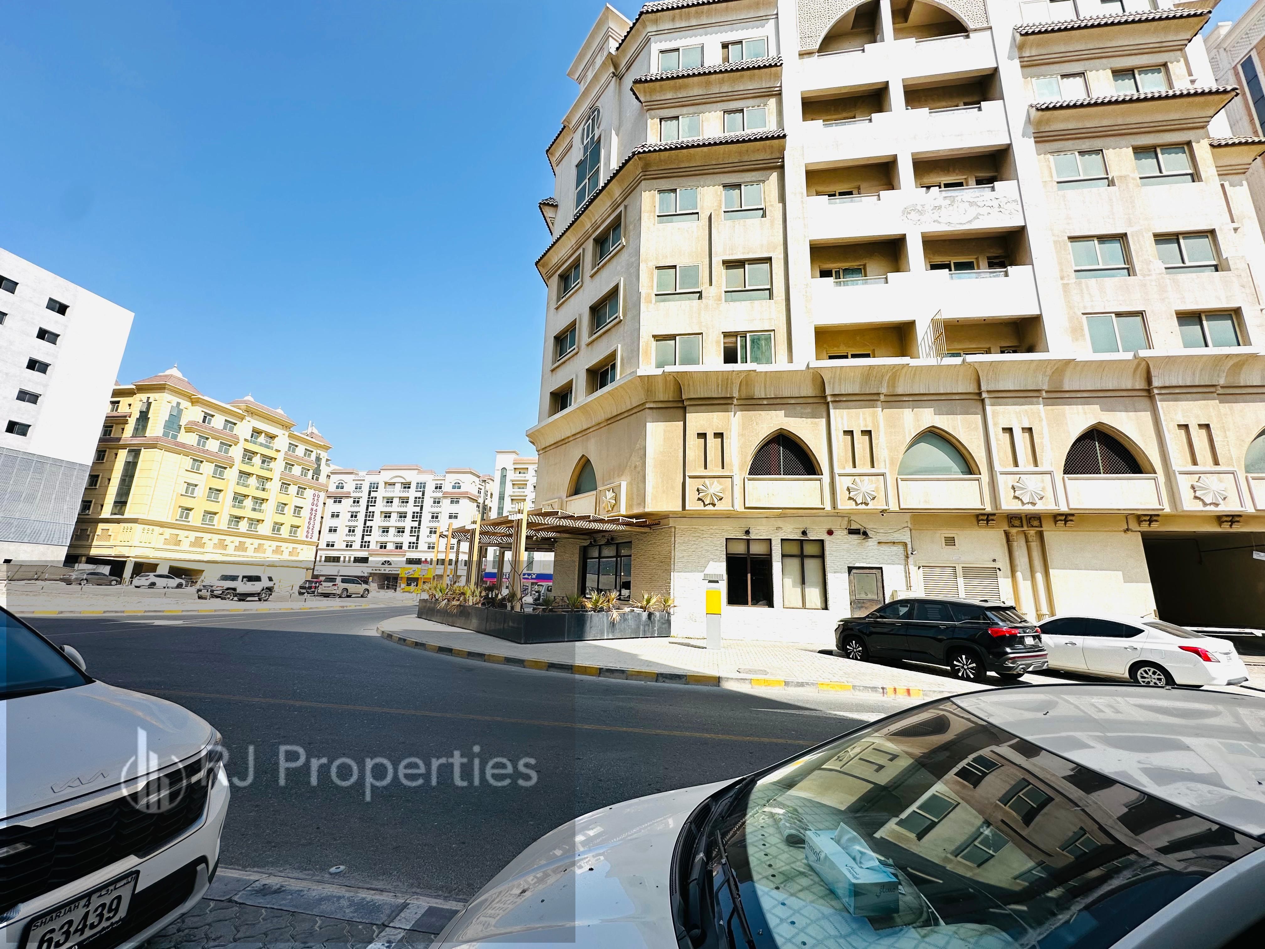 Luxury Huje Spacious Shop Bright Location Near Muwaileh park