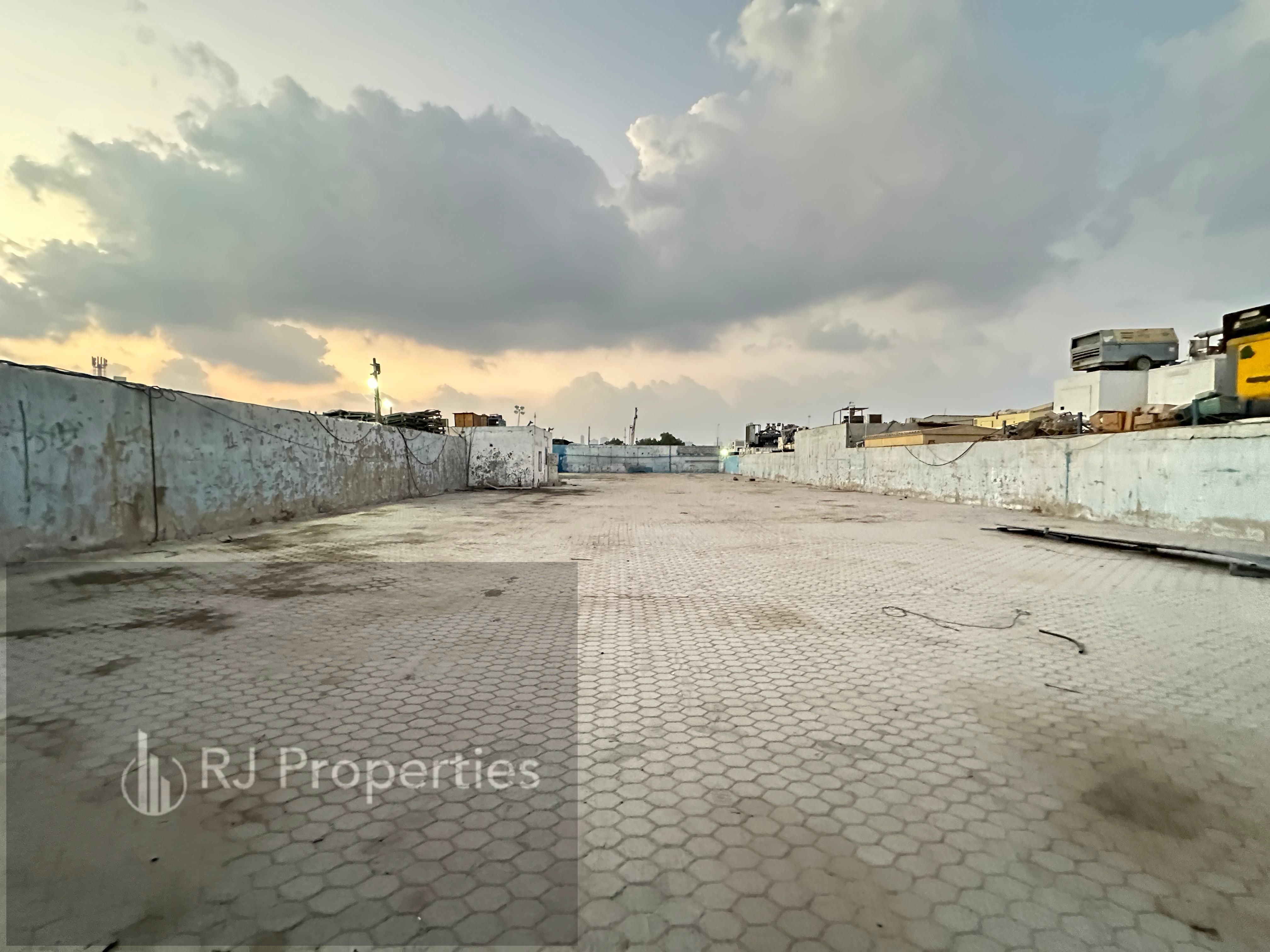 NO DEPOSIT 25000 SQFT FOR COMERCIAL SHAD INDUSTRIAL AREA 3 VERY HUJE
