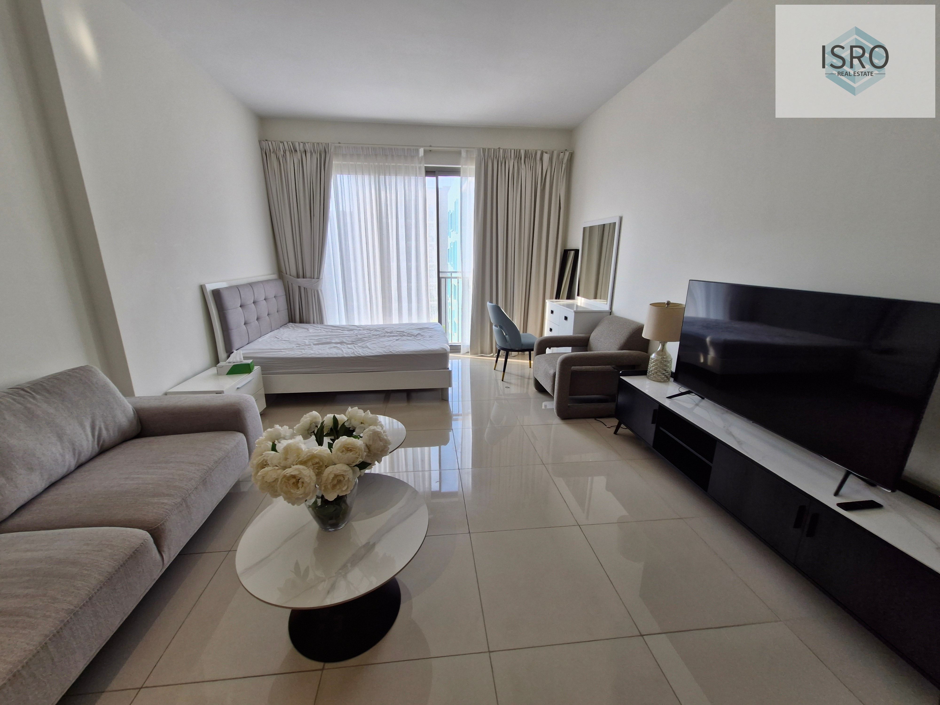 Luxurious furnished studio with awesome view