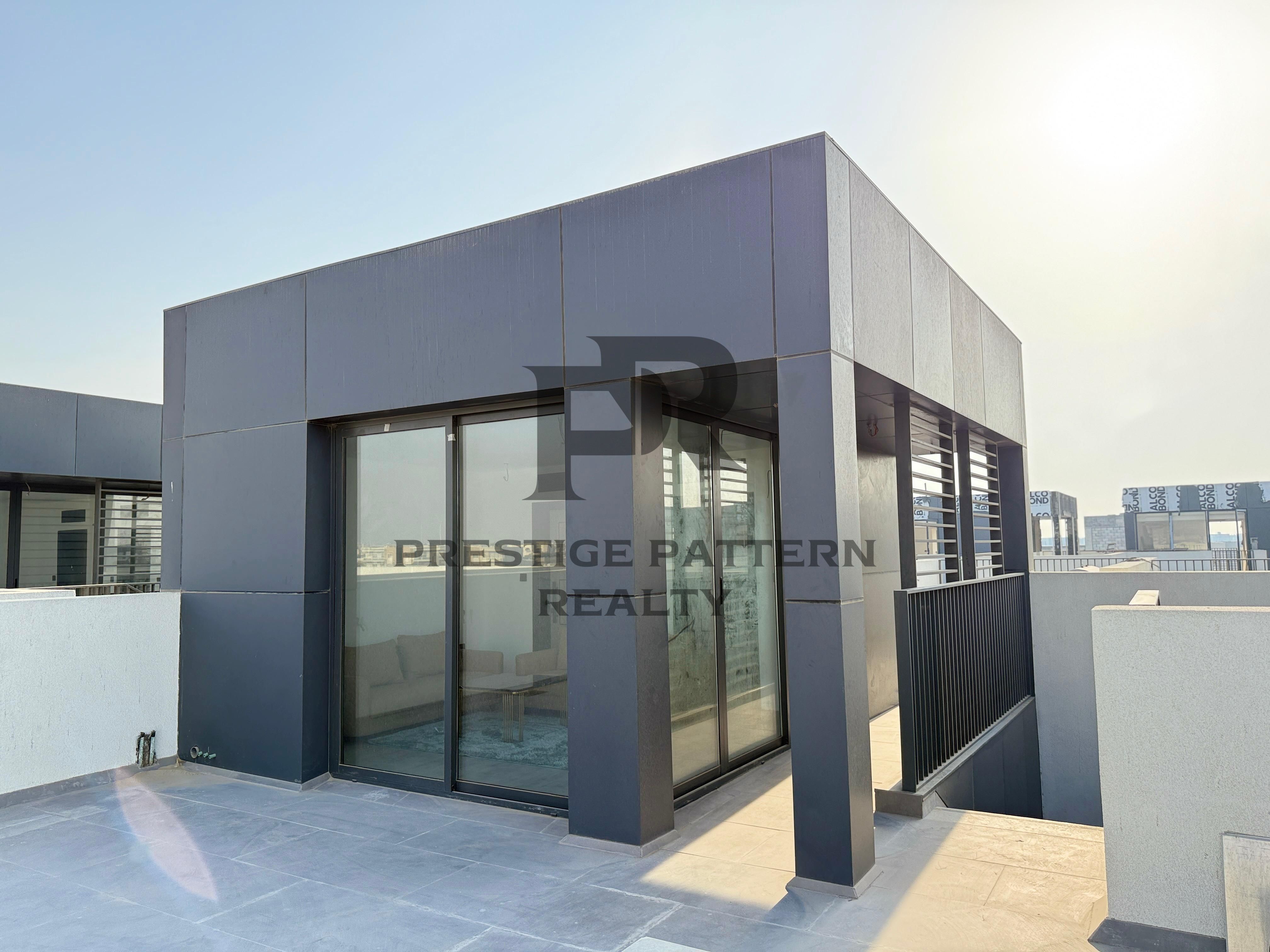 Coastal Luxury Redefined - 6 Bedrooms
