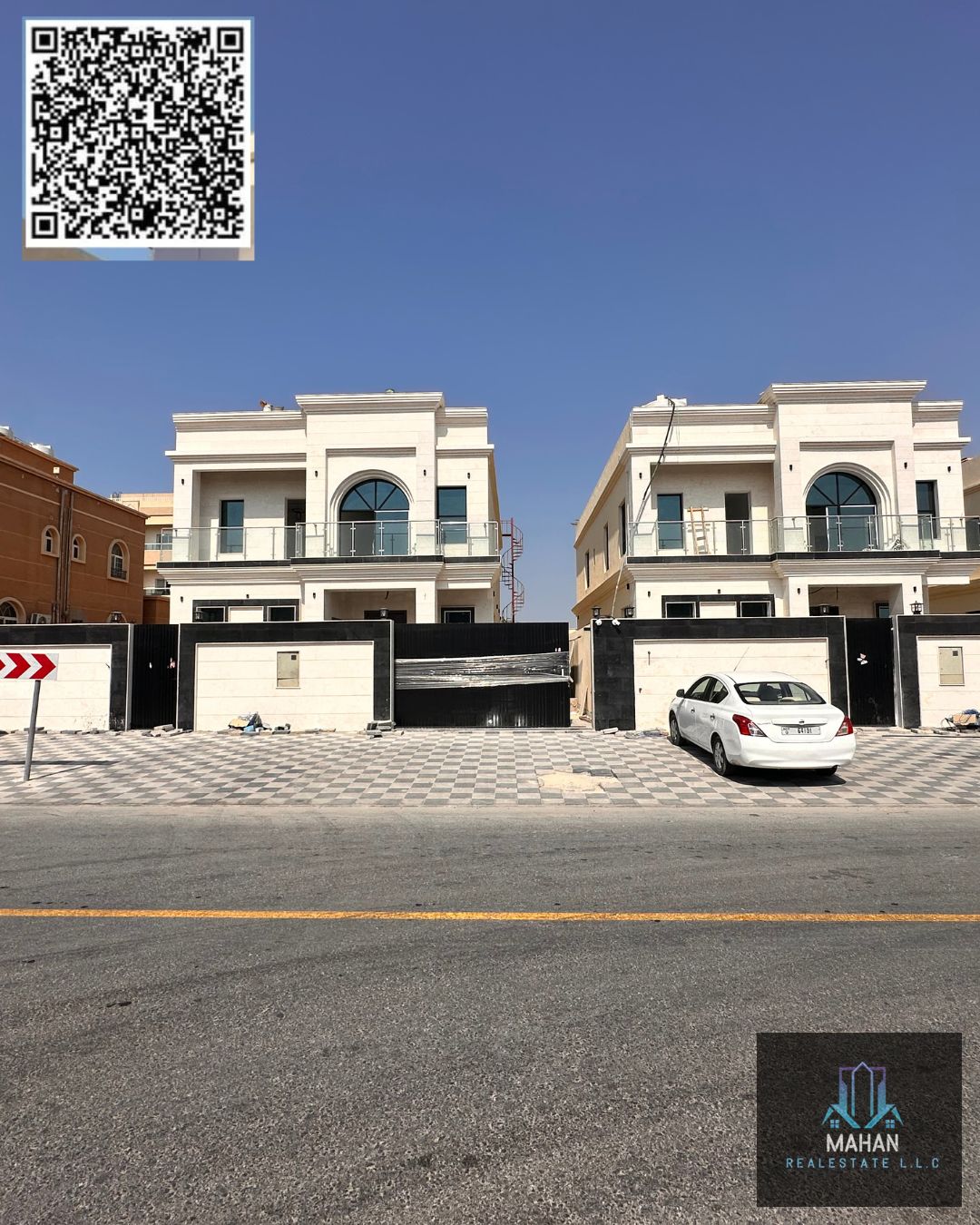 English Description For Sale: Beautiful 5-Bedroom Villa in Ajman – Al Rawada 3 Property Details: • Land Area: 5,500 sq. ft. • Built-Up Area: 5,000 sq. ft. • 5 Master Bedrooms with wardrobes • Spacious Majlis + Large Family Hall • Modern kitchen & luxury