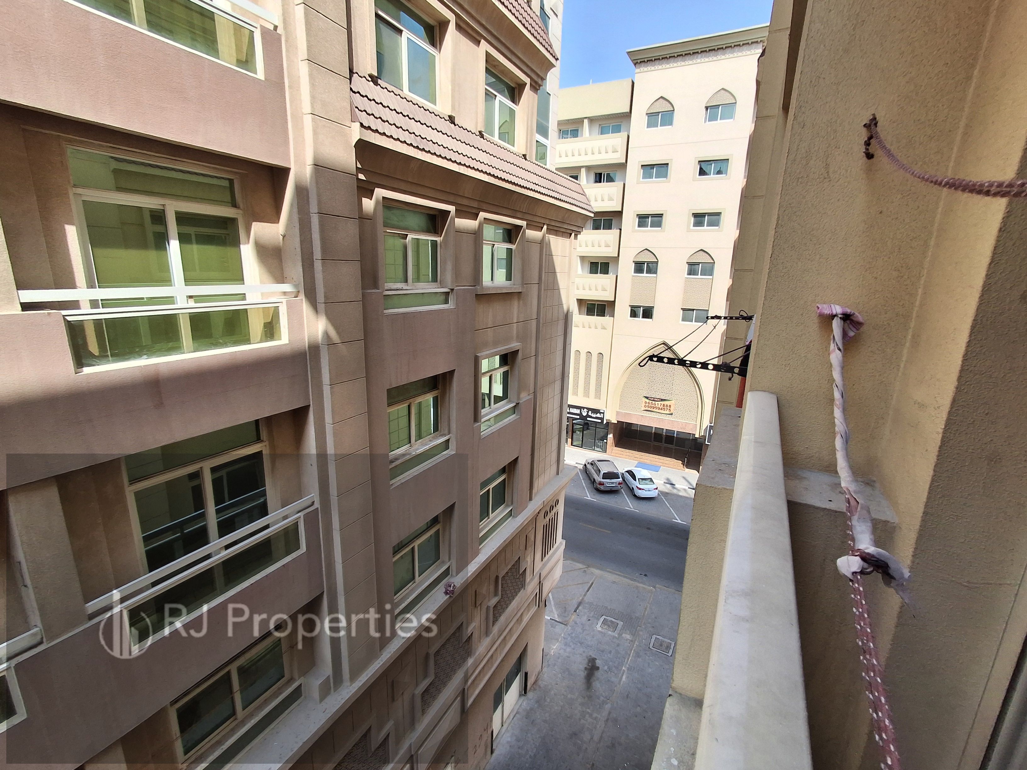 1 BR apartment - Neat and clean family building - Near to Park - balcony - easy access for Dubai and ajman