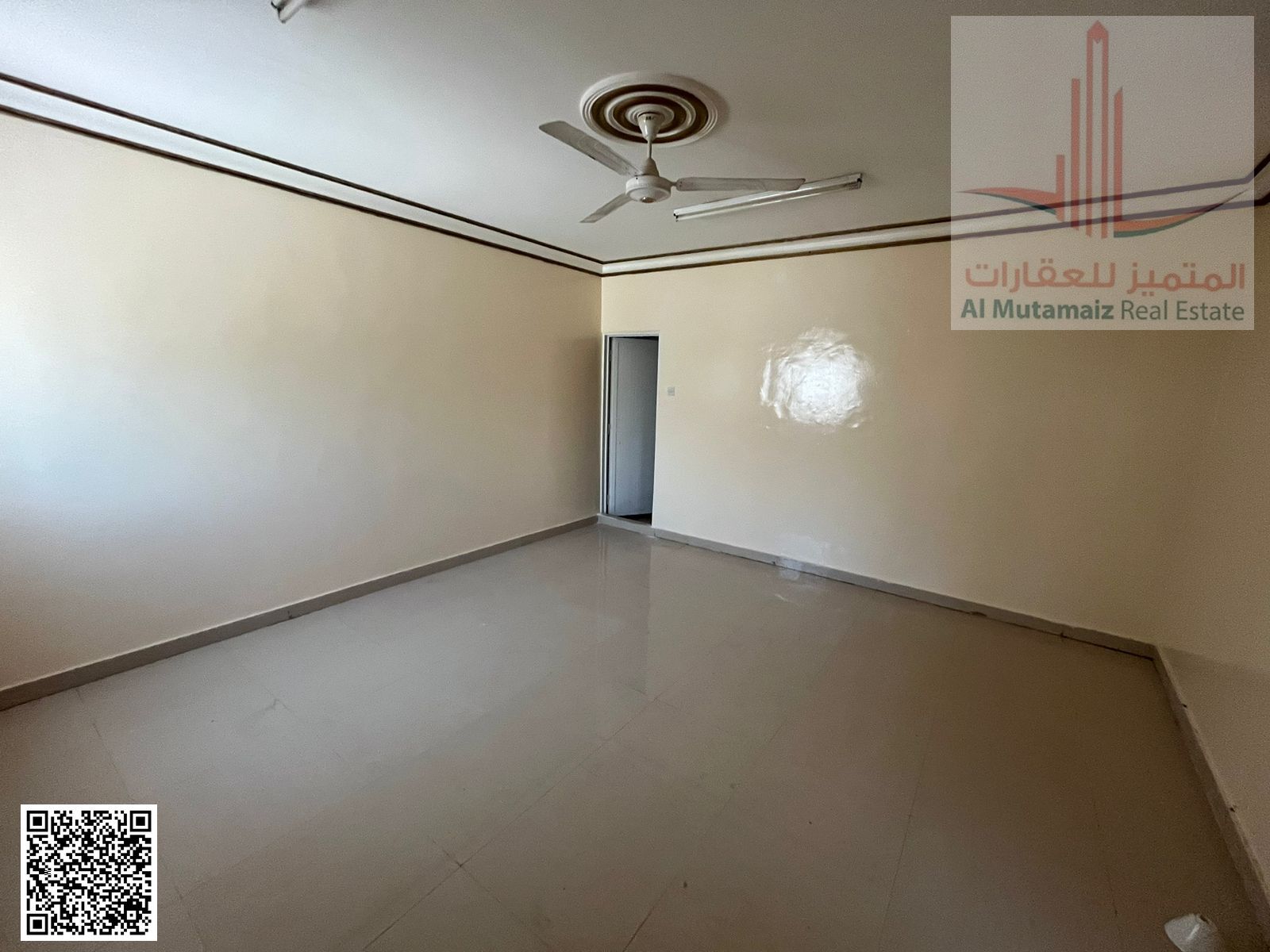 For sale in Ajman, a traditional Arabic house in Al Rashidiya 3, residential/investment, G+2 1700 sq ft. Asking price: 600,0000