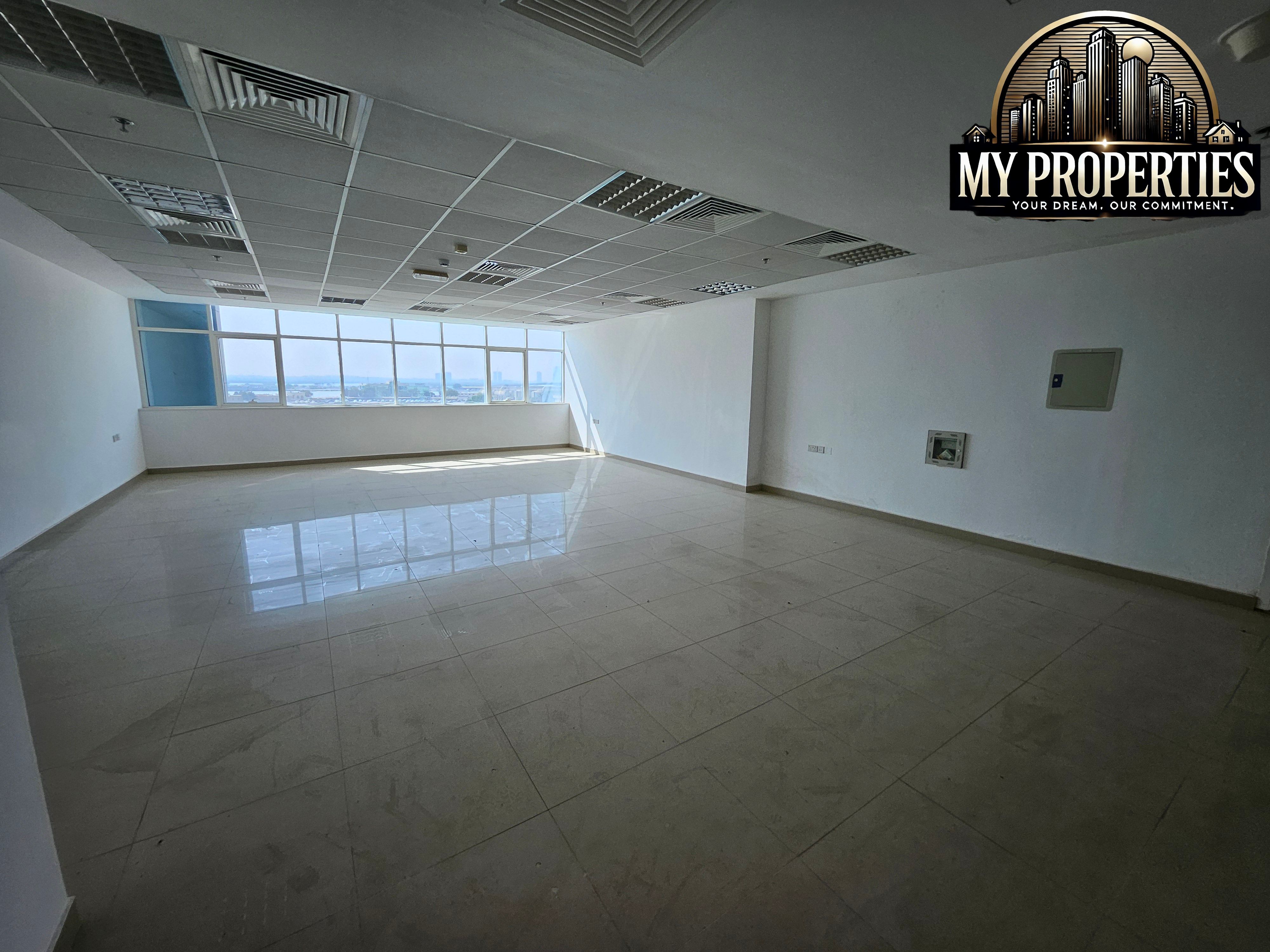 Premium Offices in Union Tower, RAK | Free AC & Parking | 12 Payments
