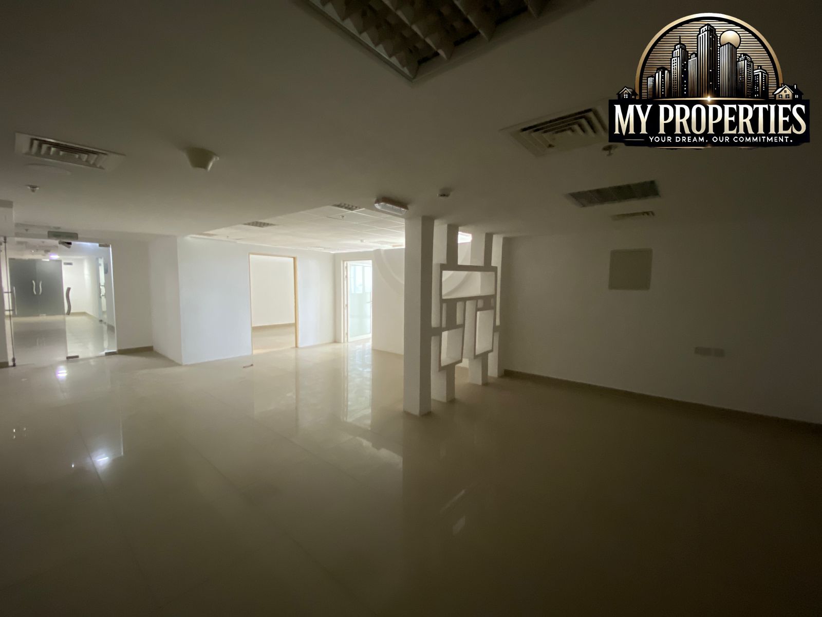 Premium Offices in Union Tower, RAK | Free AC & Parking | 12 Payments