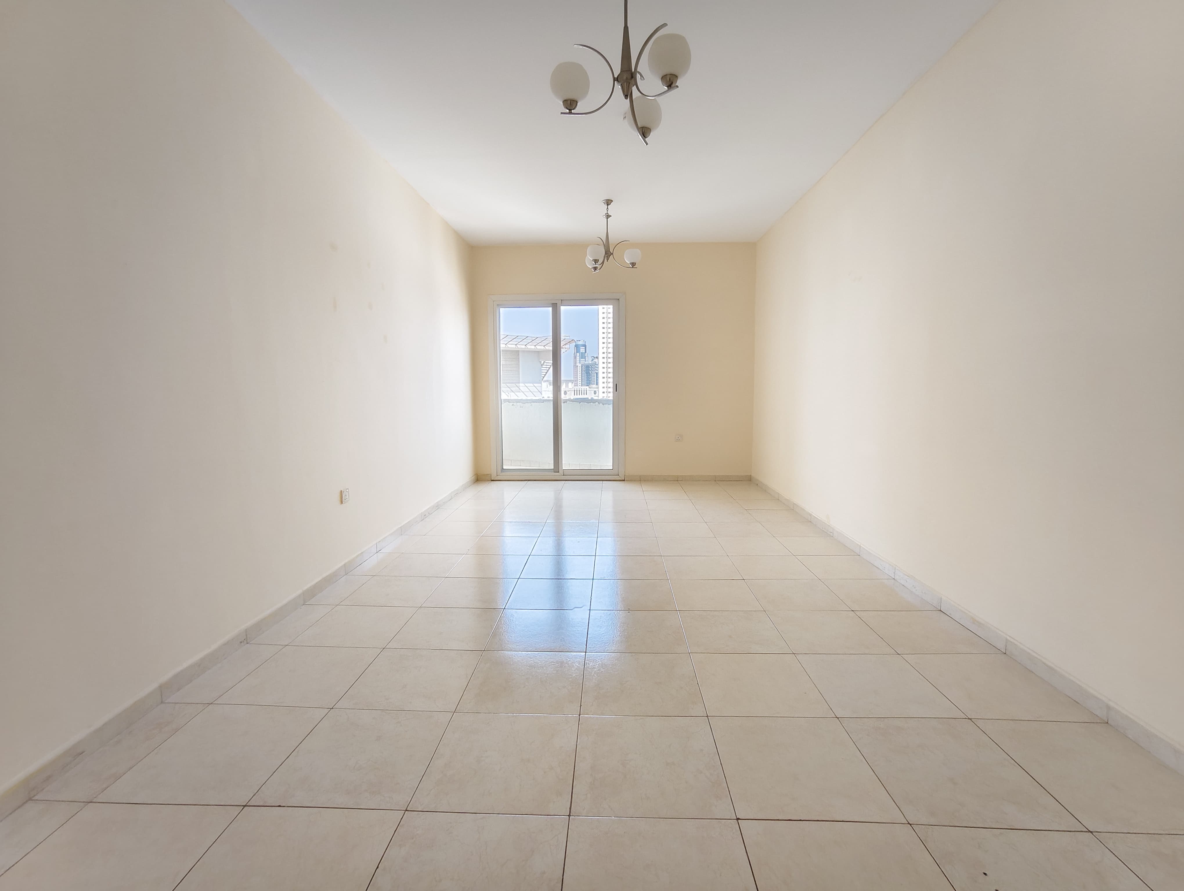 3bhk with 2 balcony with gym free pool free maintenance free 4 chq ready to move