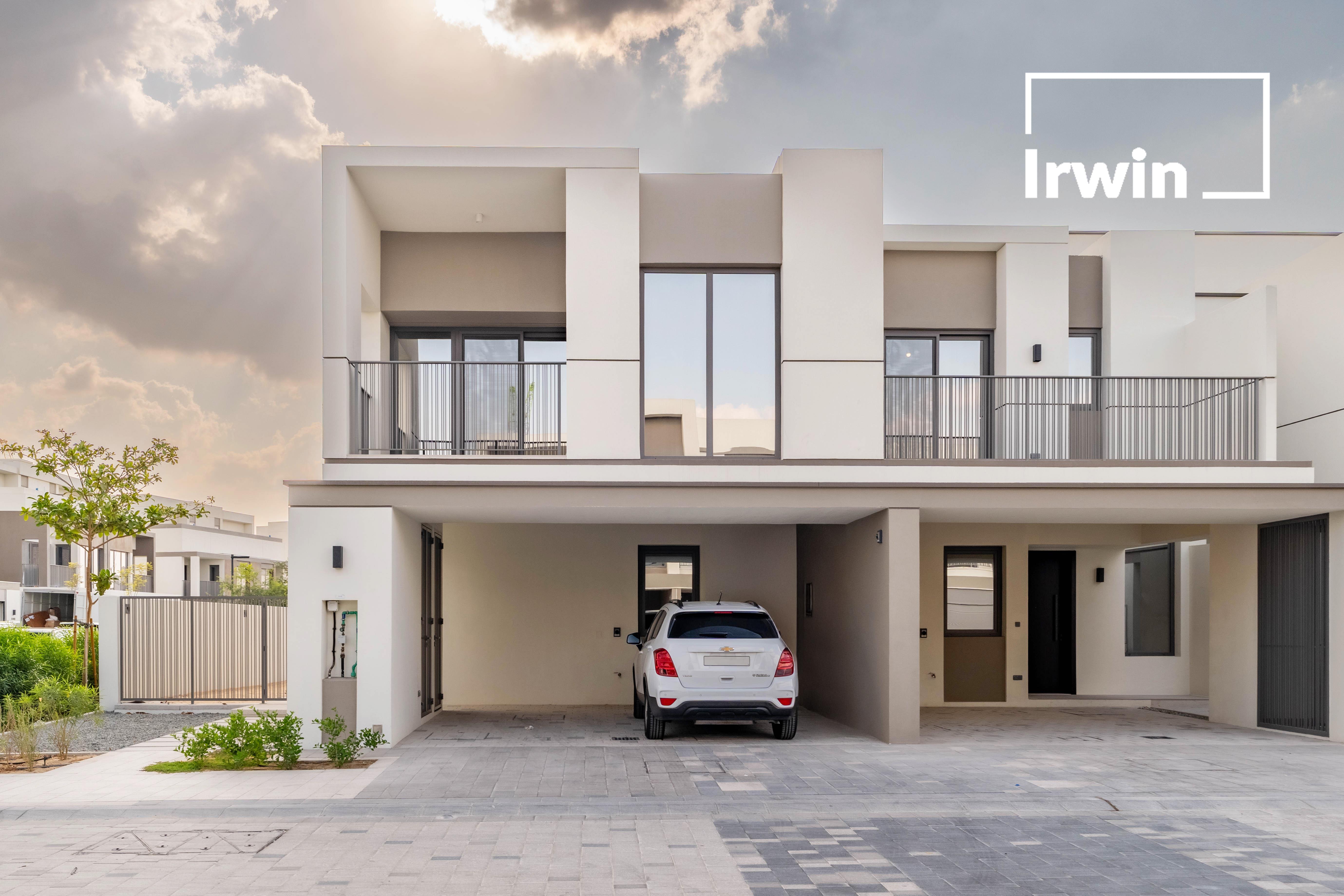 Luxury Villa | Spacious | Bright and Modern