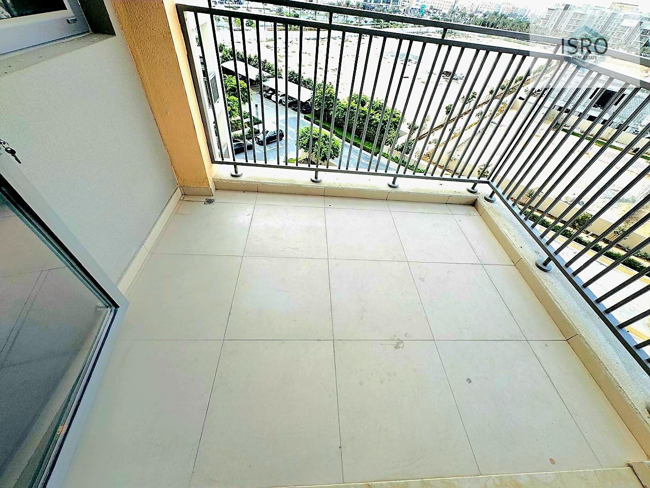1BEDROOM with Study room apartment available in Uptown Zahia