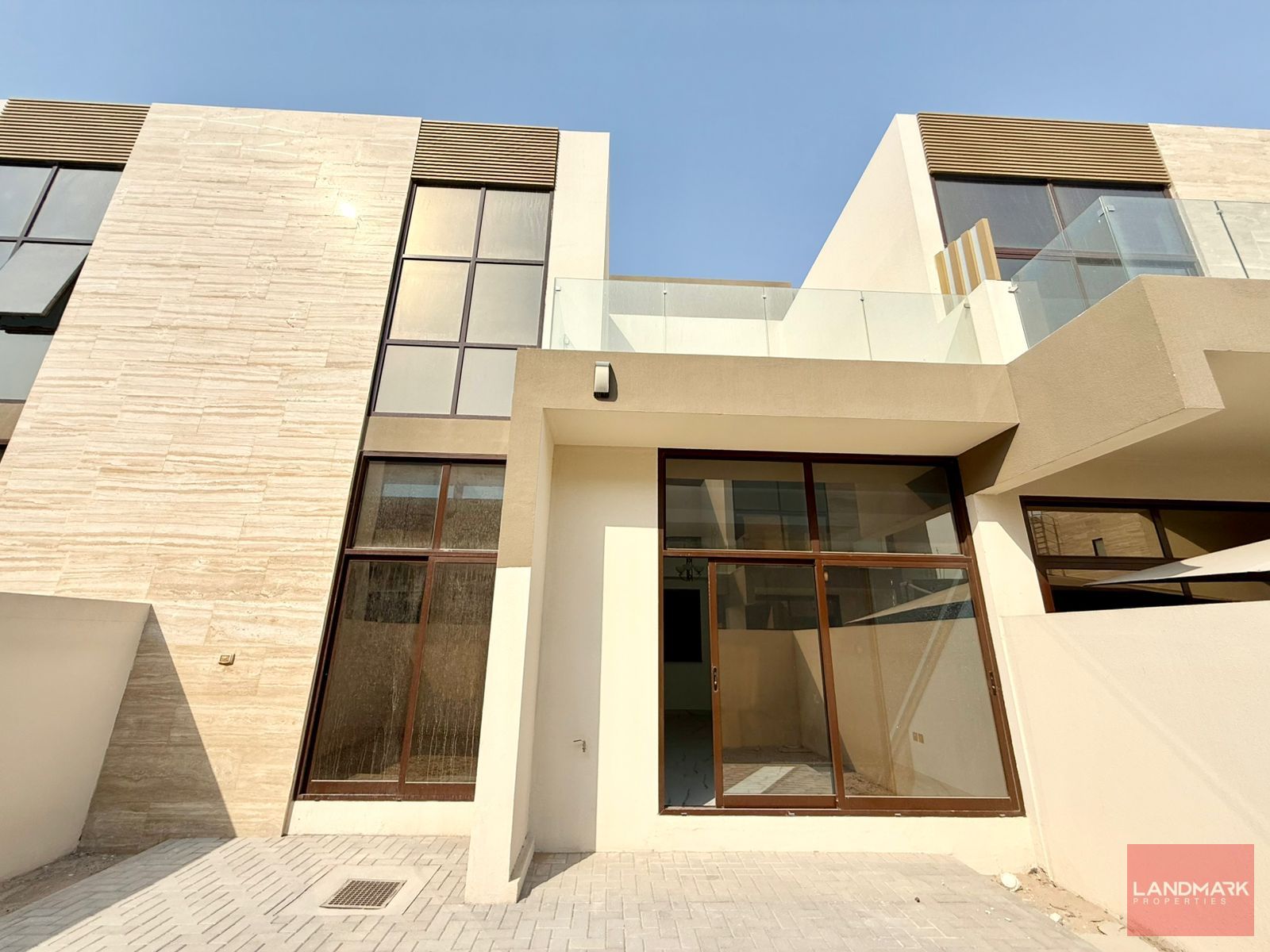 Spacious 4 Bedroom Townhouse Villa + Maid's Room | With 2 Parking Spaces