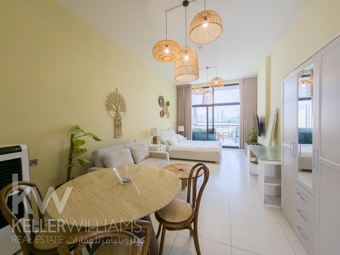 Vacant on Transfer | Sea View | Beach Access