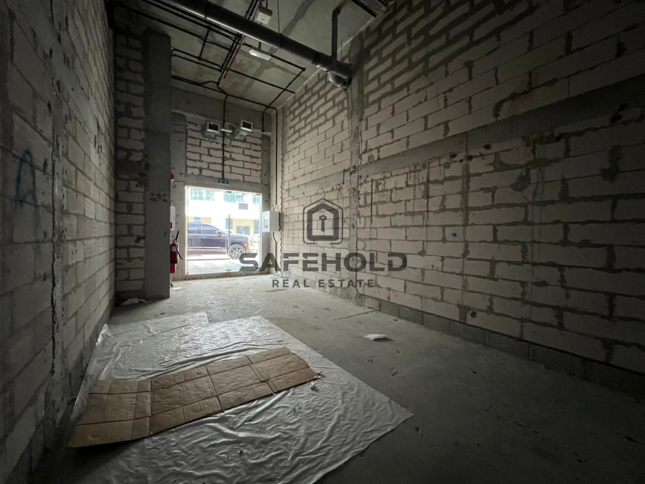 Best Price | Prime Retail Space | Urgentely Rent