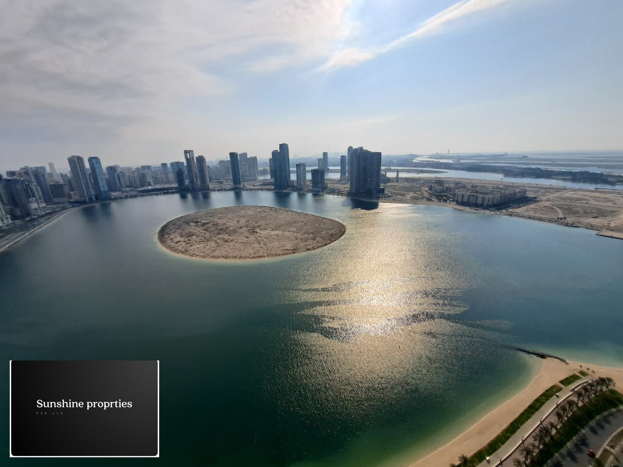 Chiller Free 4 bedrooms and a living room with a sea view, Al Khan, plus a maids room. Built-in wardrobes. parking, gym, and swimming pool.